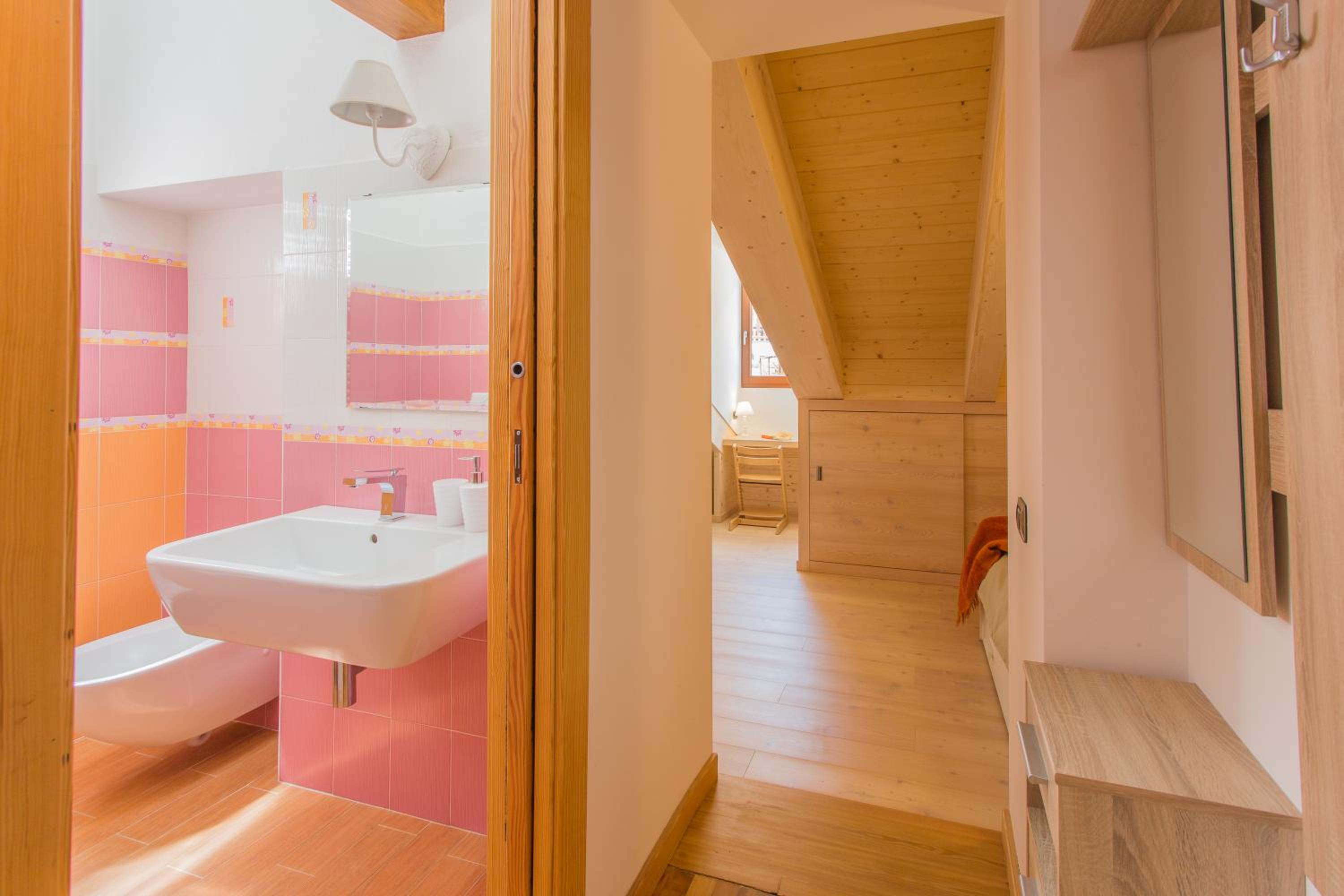 Quadruple Room - Photo 2
