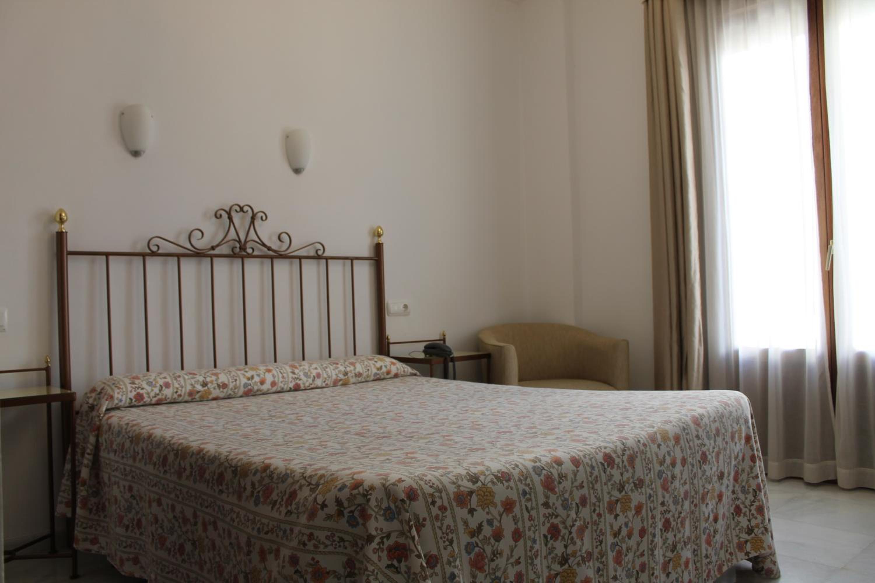 Standard  Double Room photo 2
