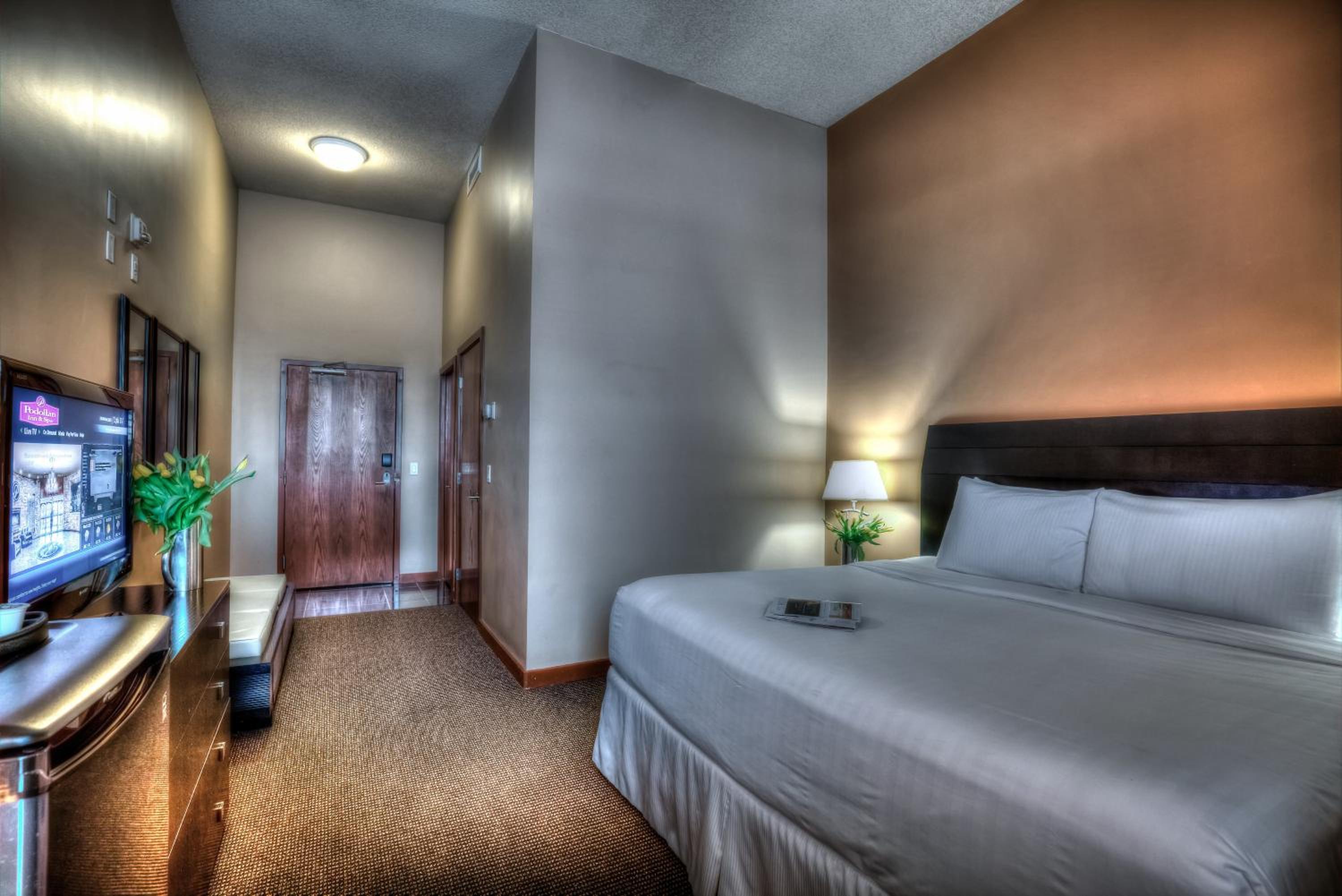 Superior King Room - Photo 4
