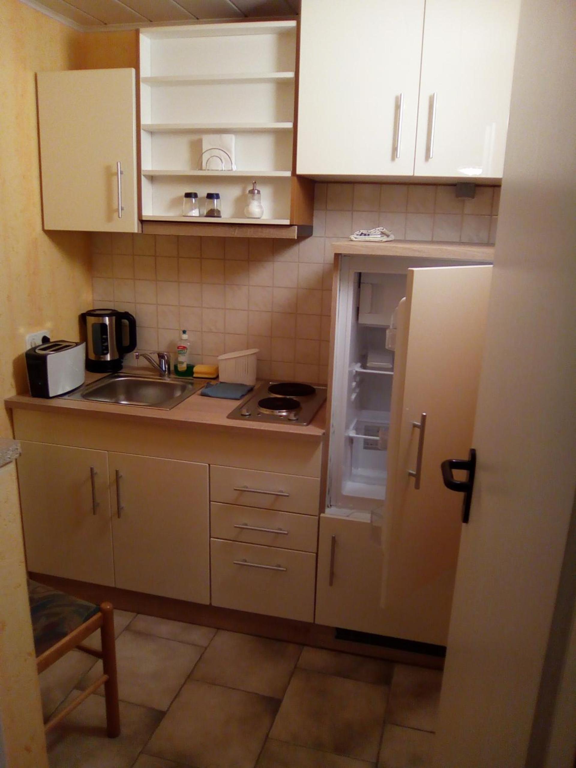 One-Bedroom Apartment photo 2