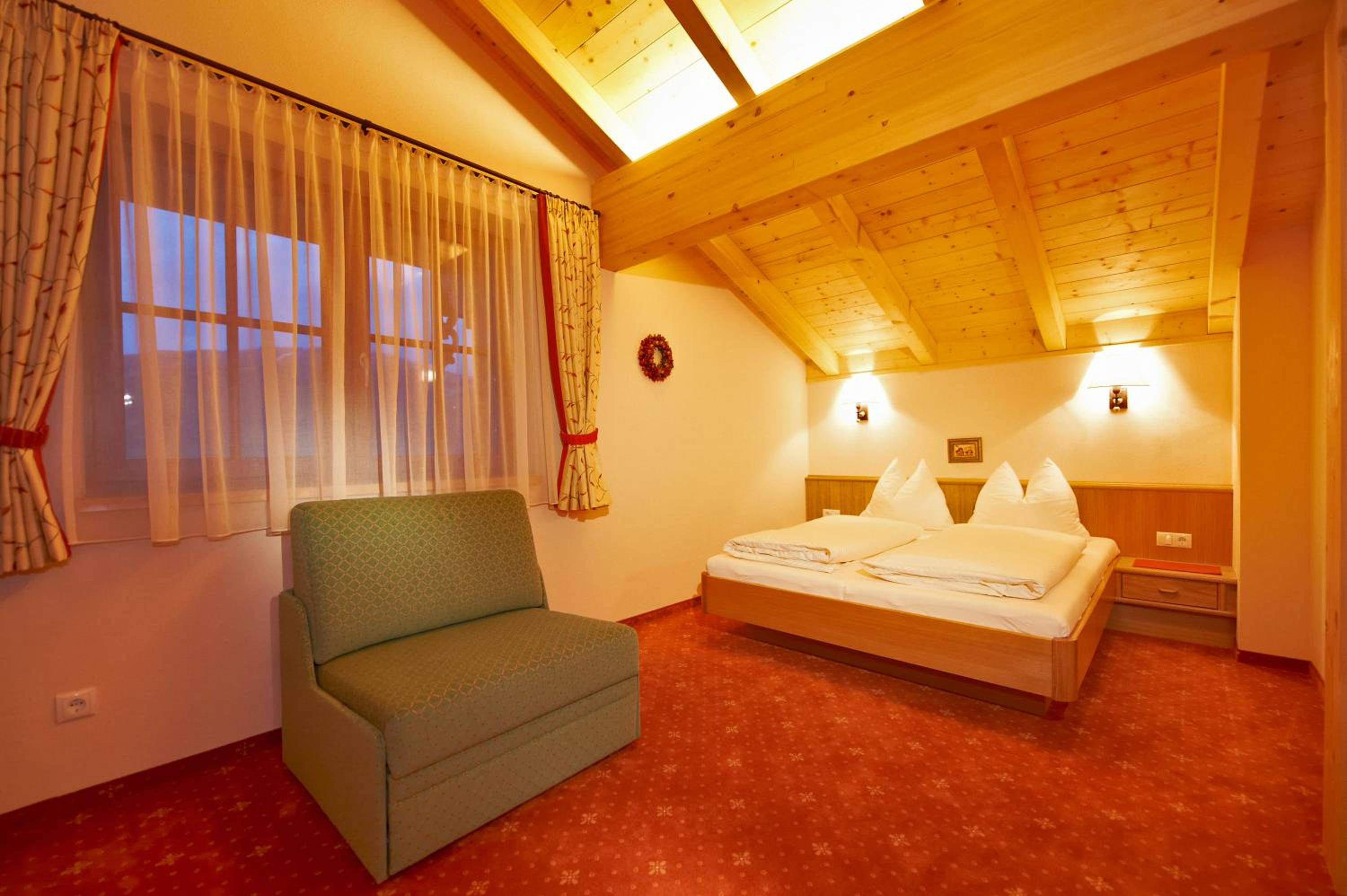 Deluxe Two-Bedroom Apartment with Terrace