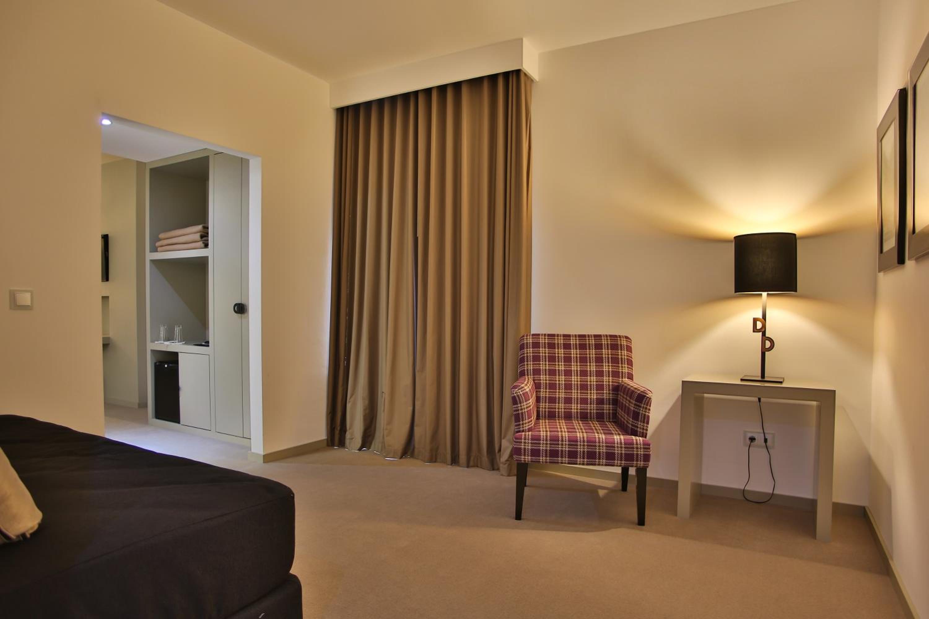 Suite with Balcony - River View photo 3