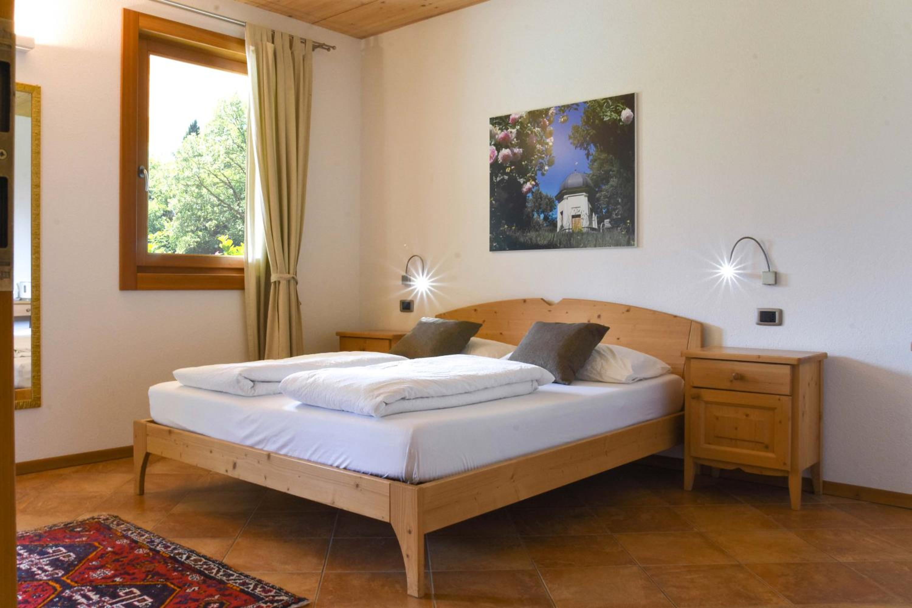 Double Room with Terrace and Vineyard View photo 2