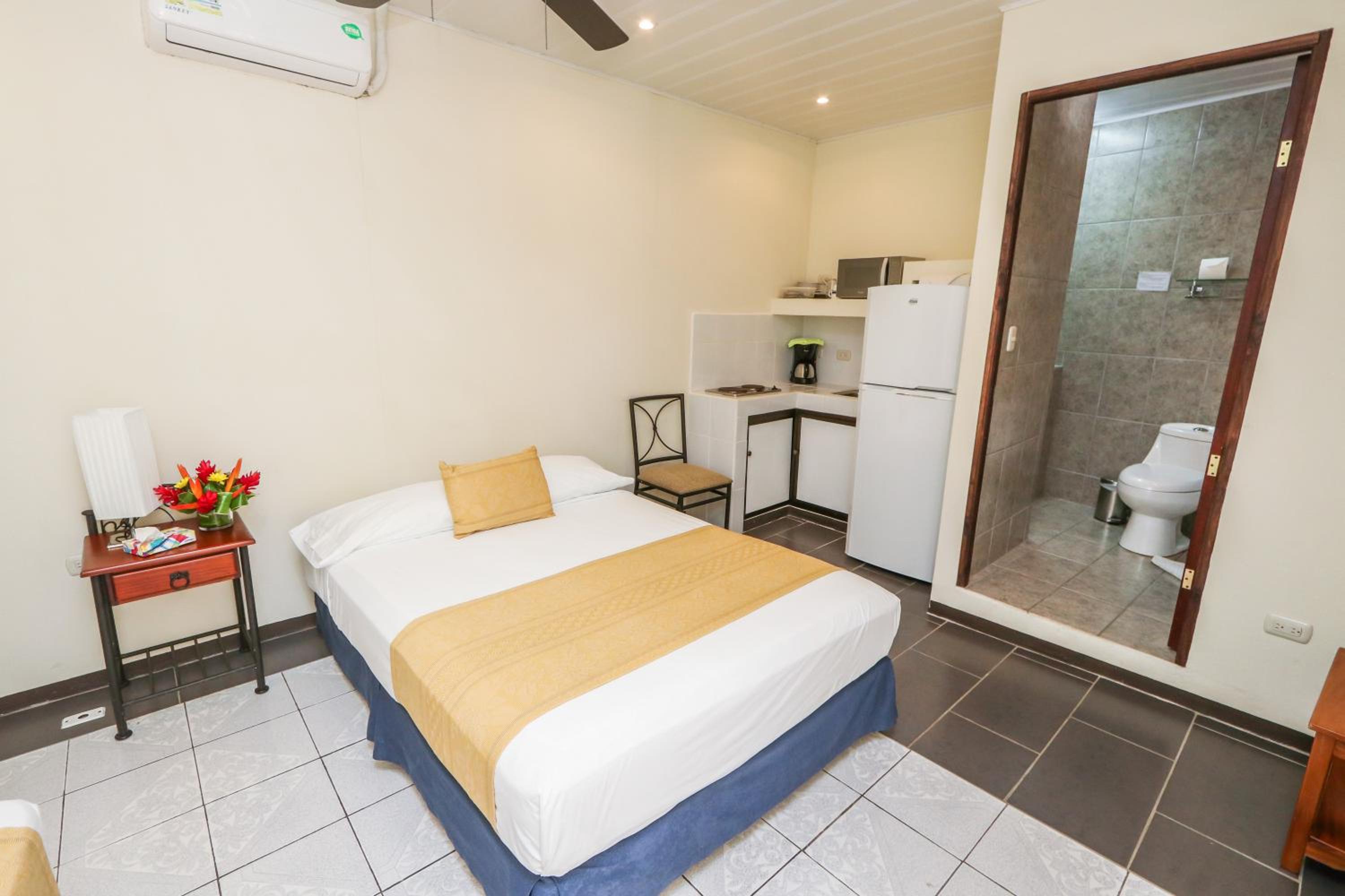 Deluxe Triple Room photo 1