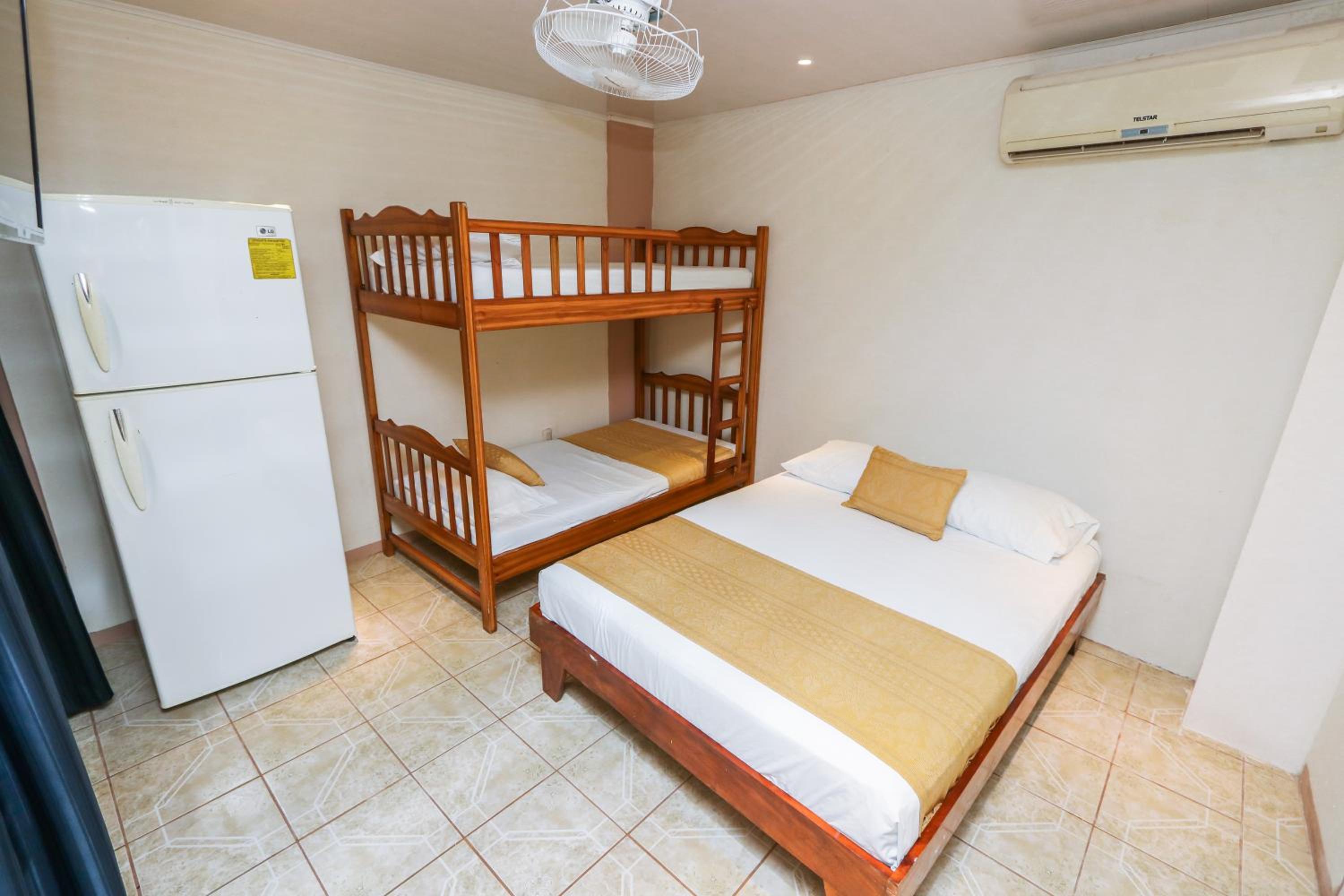 Triple Room photo 3
