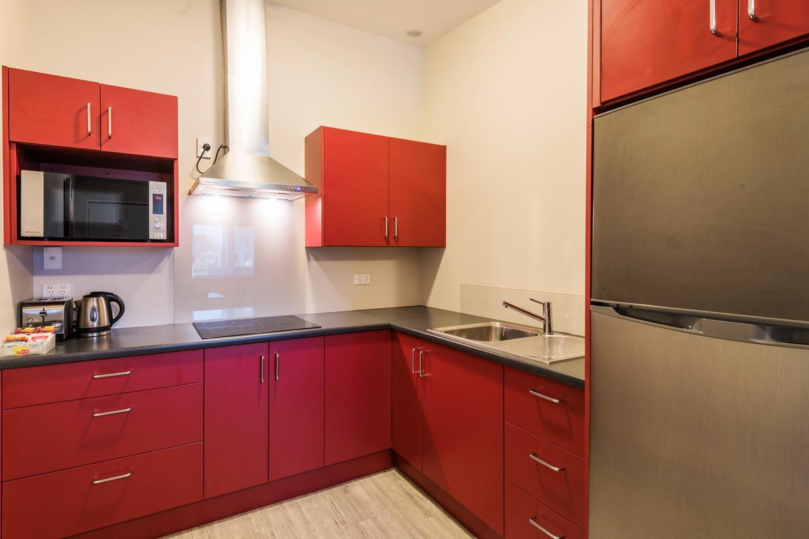 Superior Two-Bedroom Apartment thumbnail 6