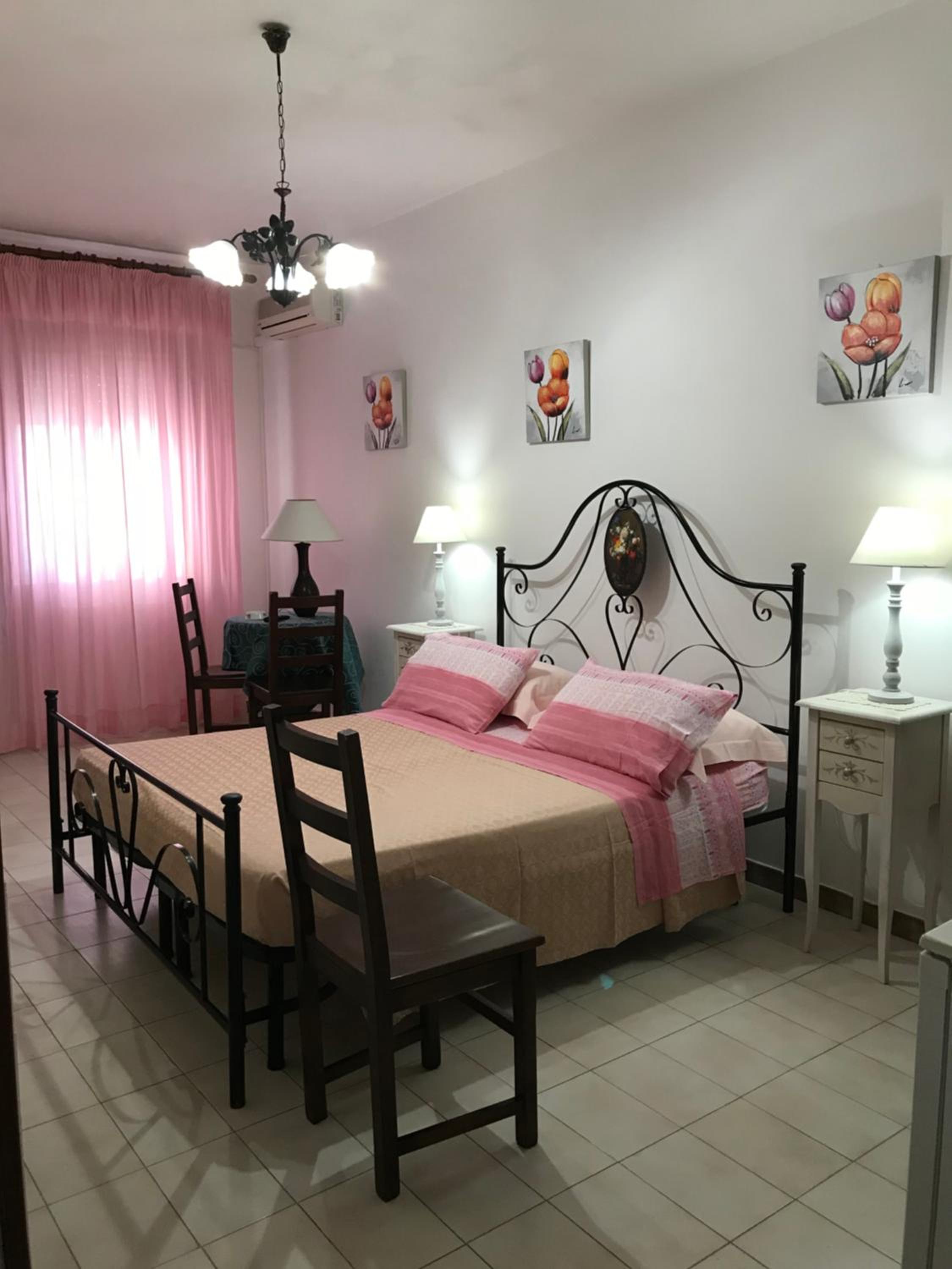 Double Room - Photo 9