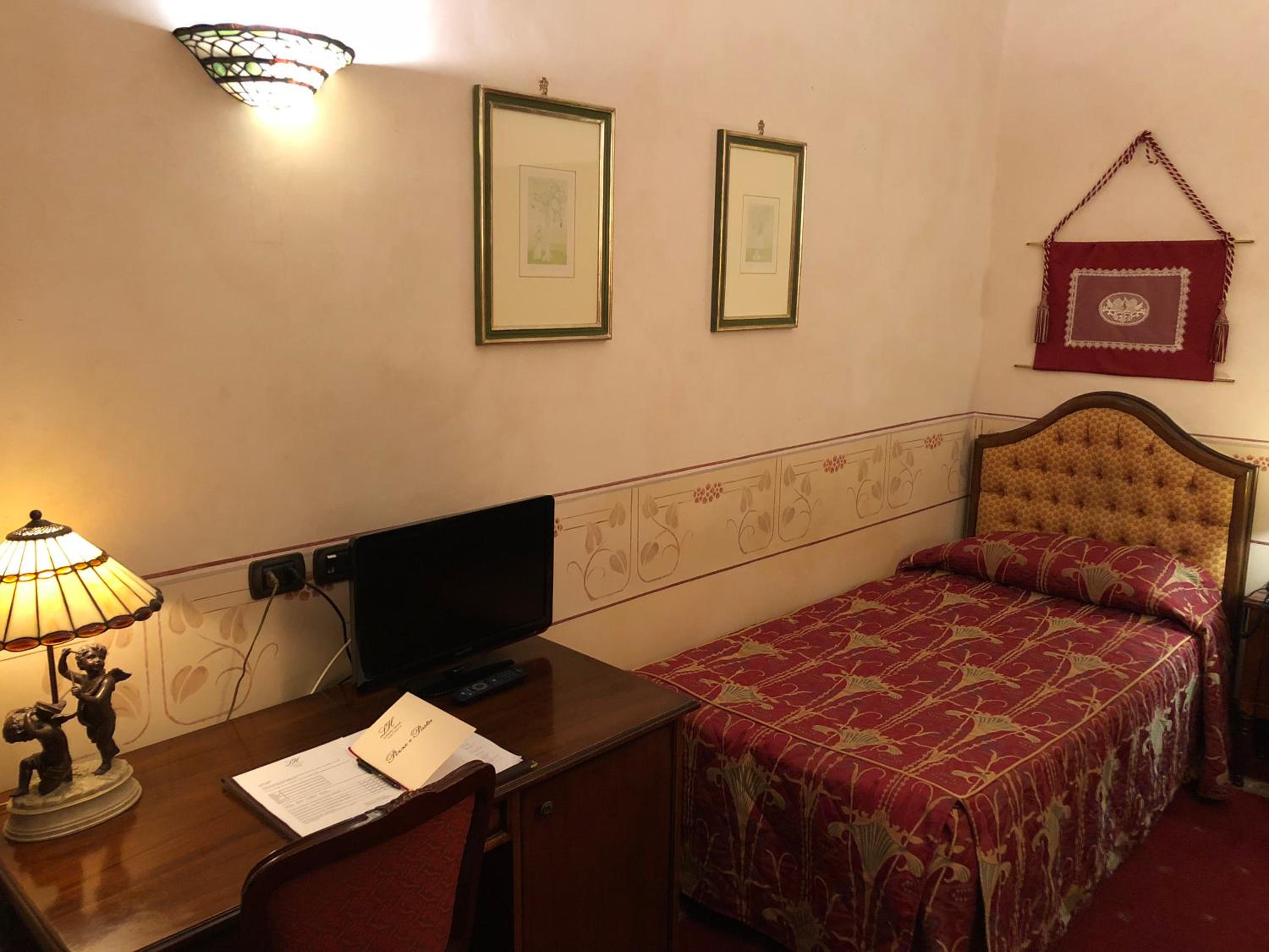 Deluxe Single Room photo 2