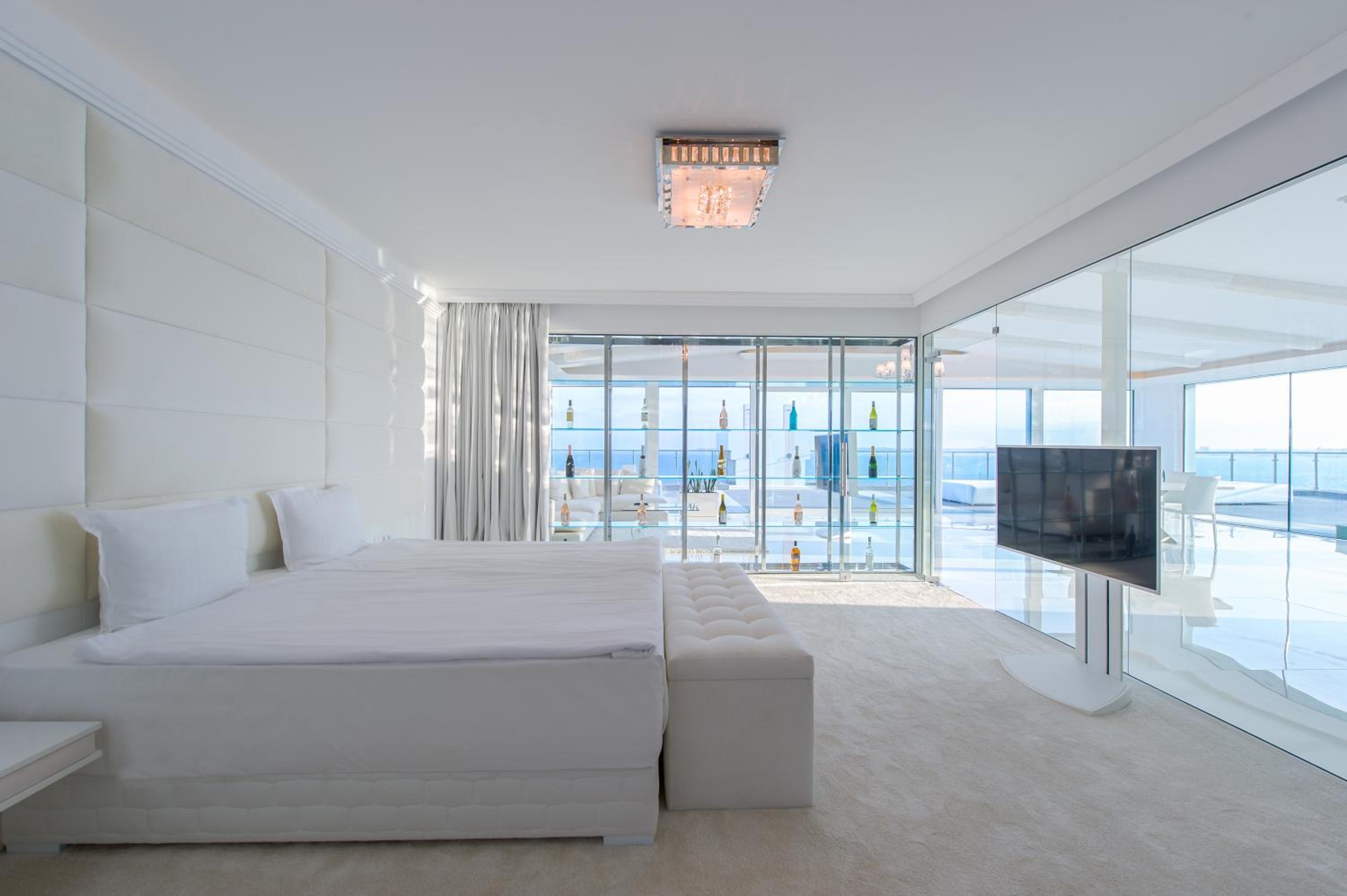 Penthouse Apartment photo 3