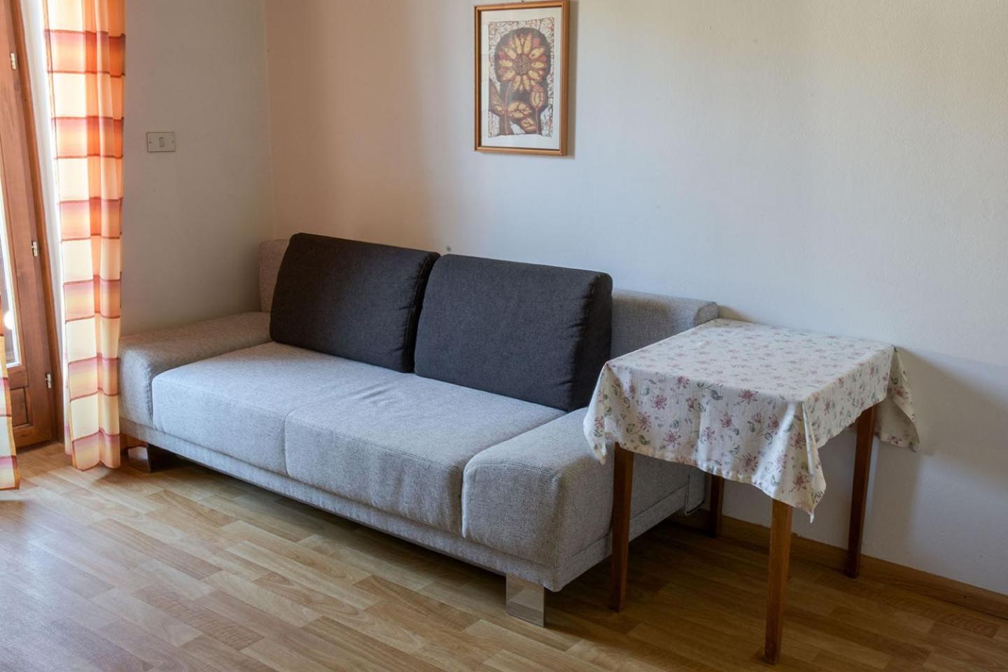 Apartment with Garden View