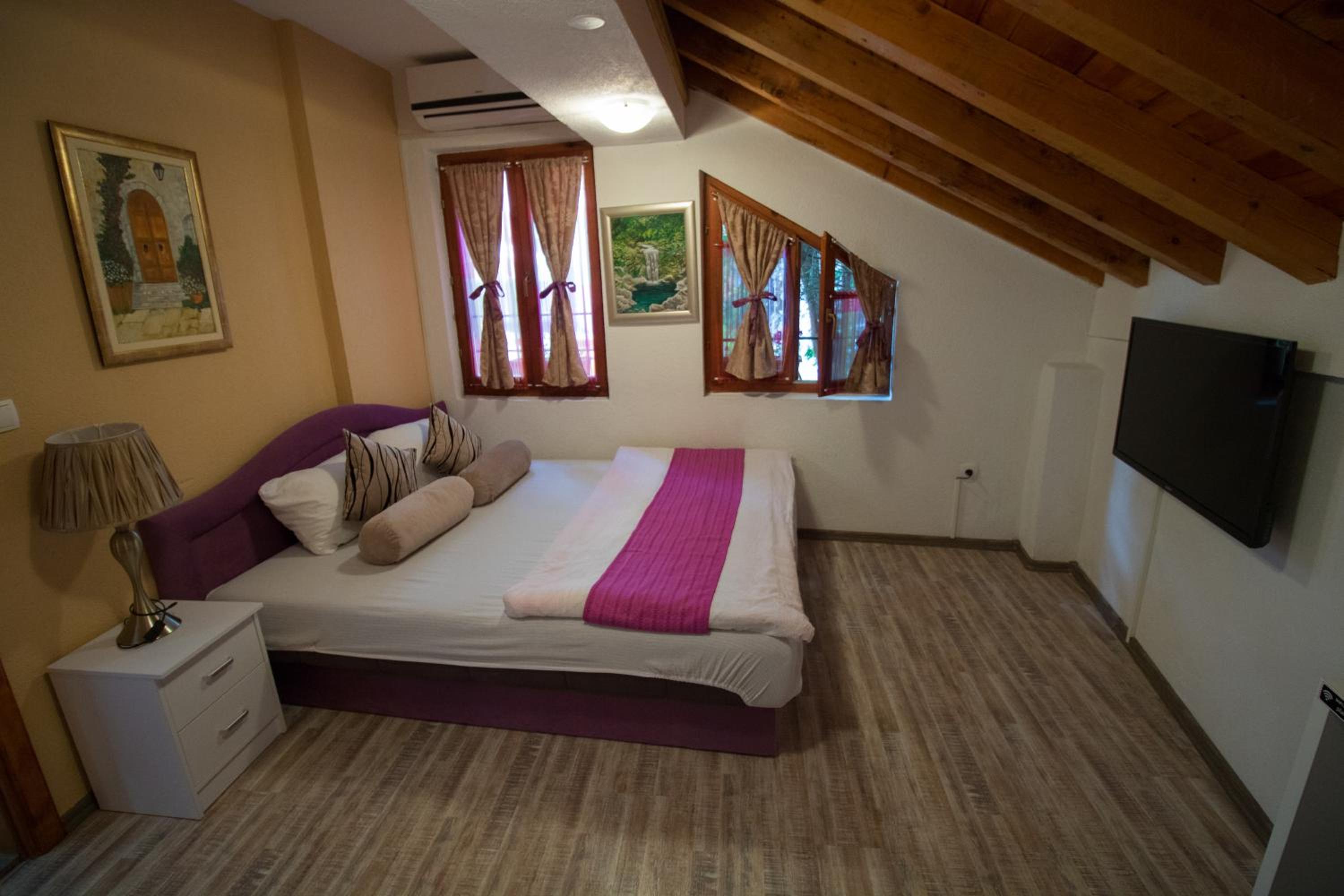 Triple Room photo 3