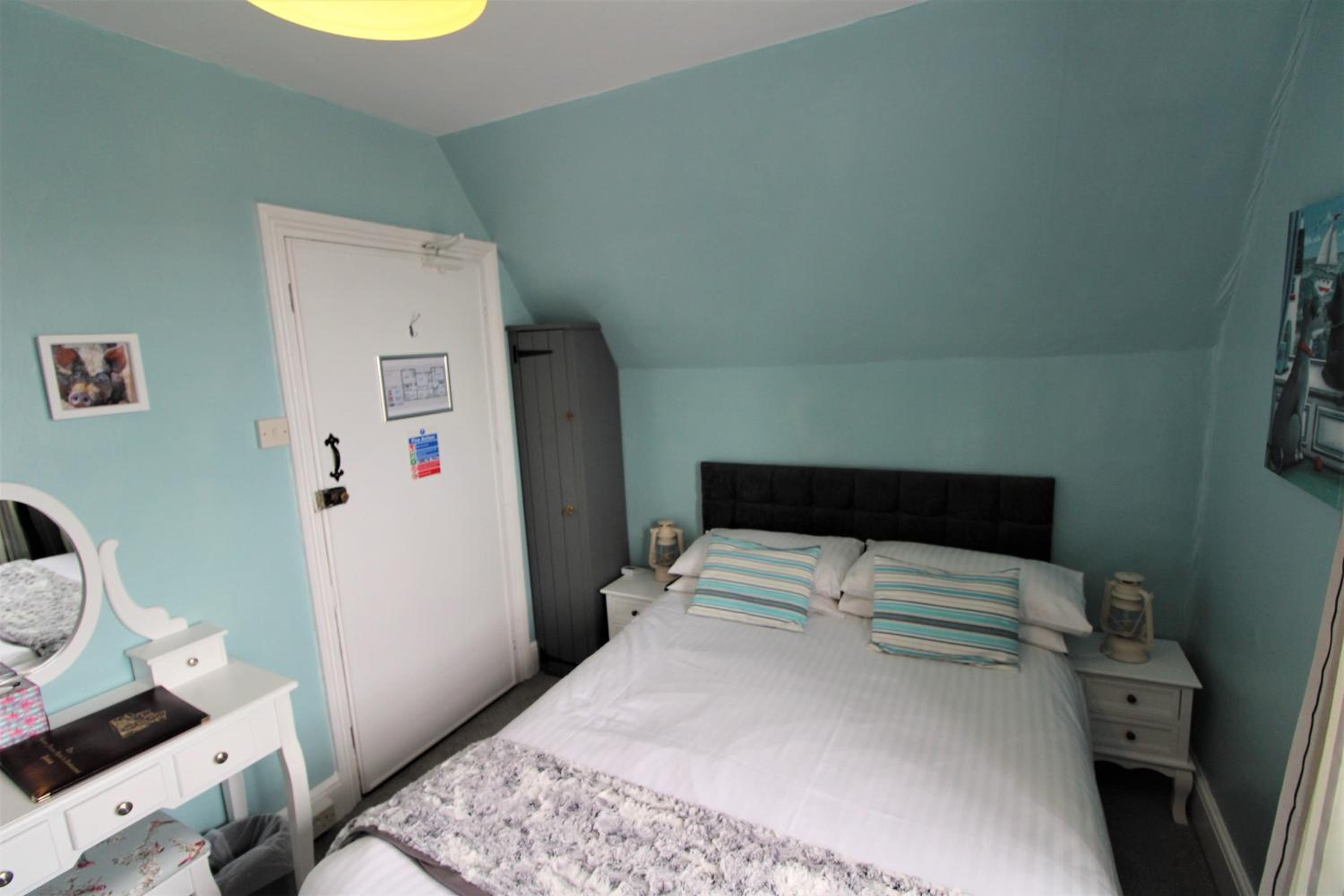 Small Double Room photo 3