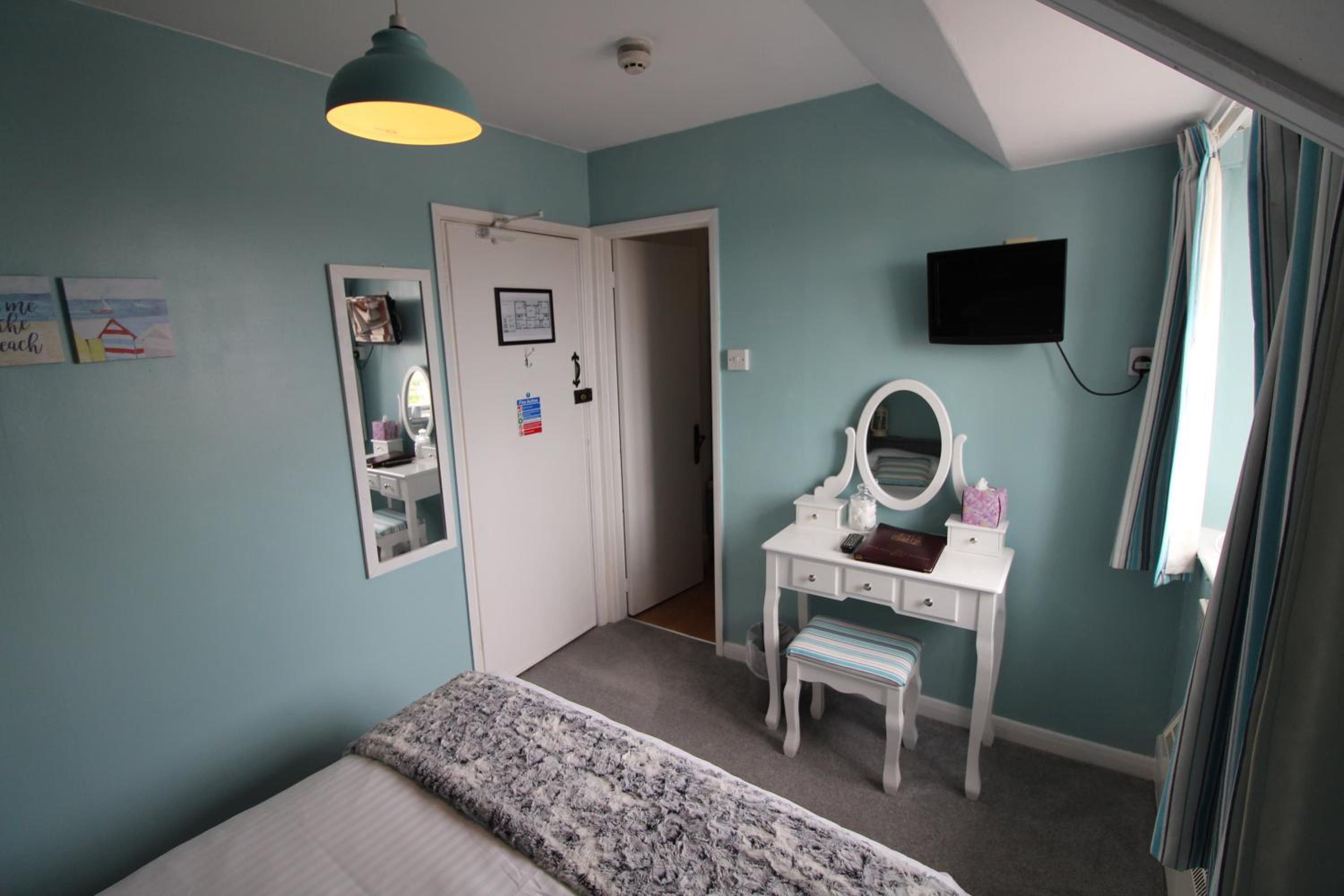 Small Double Room photo 2