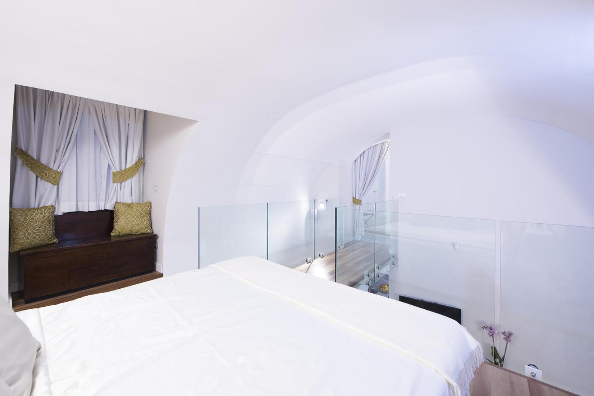 Classic Quadruple Room - Split Level photo 3