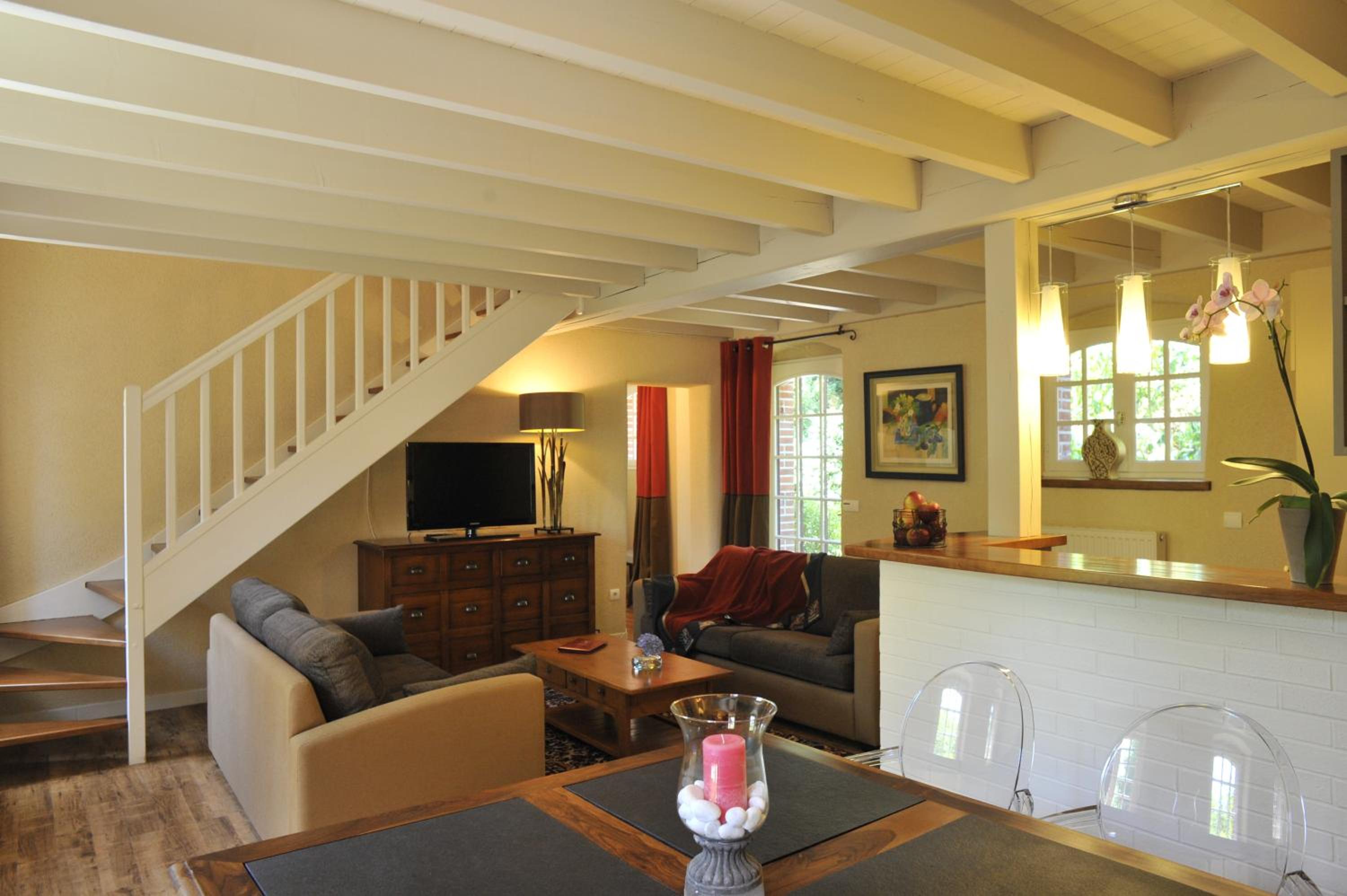 One-Bedroom Villa - Photo 6
