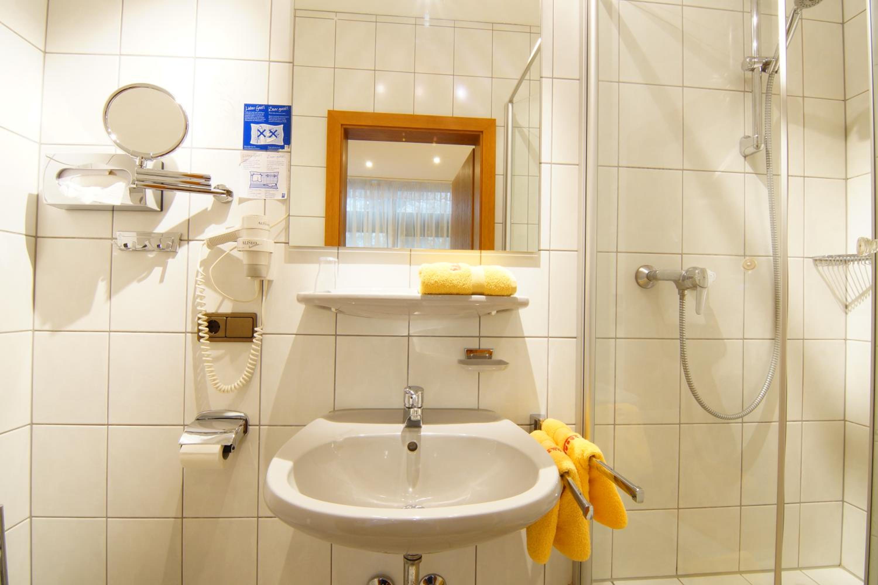 Standard Single Room photo 2