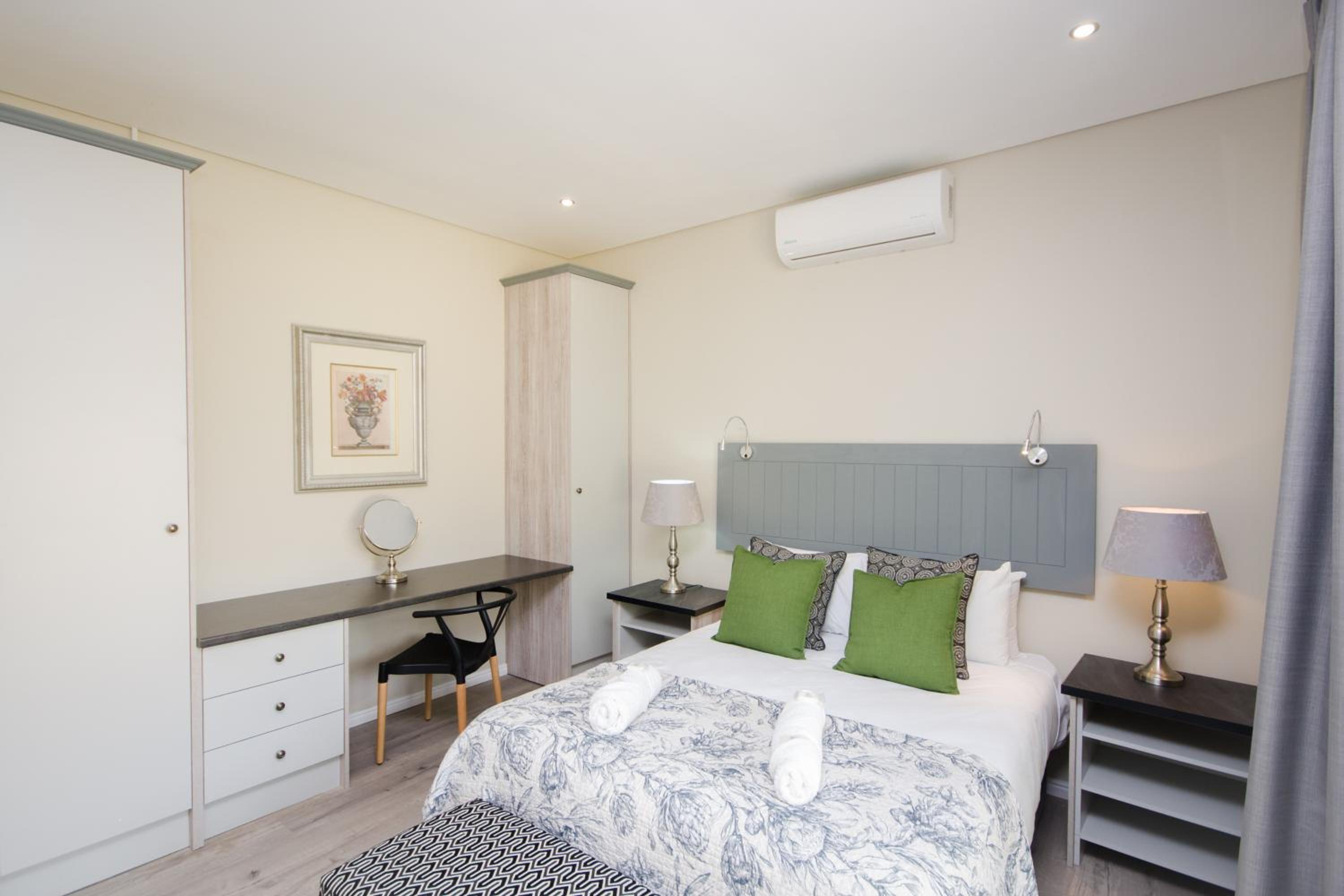 Double Room with Balcony photo 2
