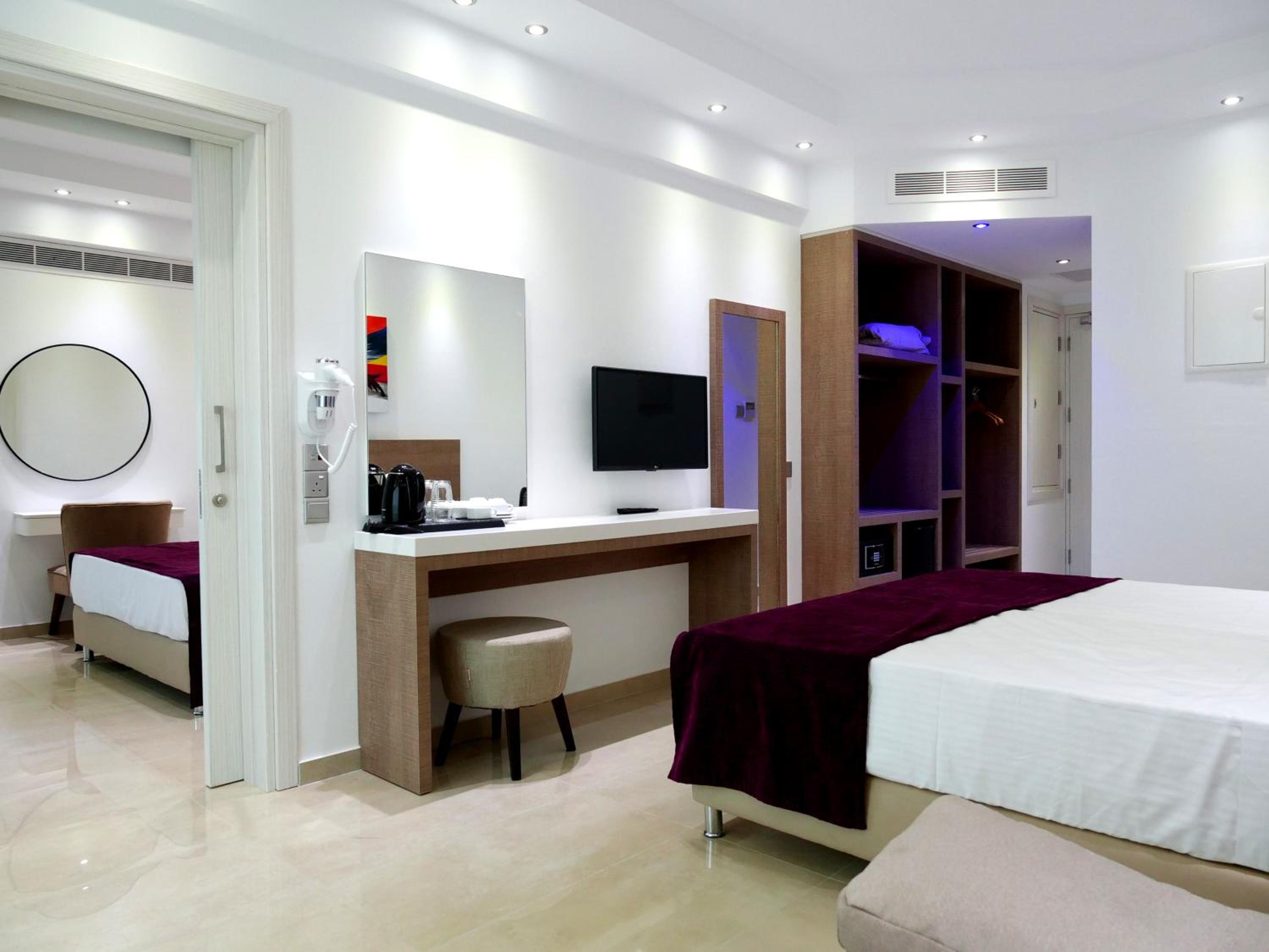 Family Suite with Sea View photo 3