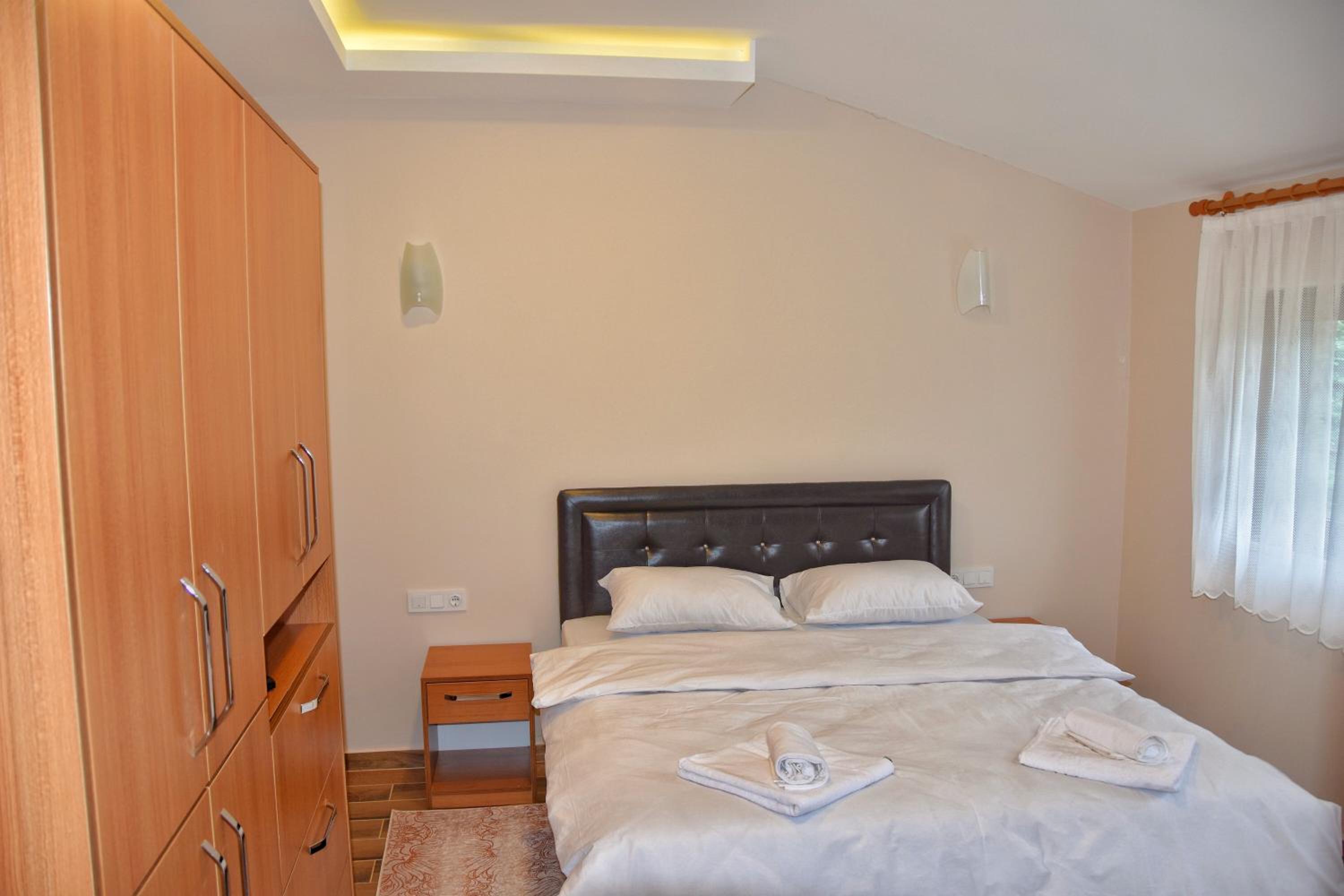 Two-Bedroom Apartment - Photo 3