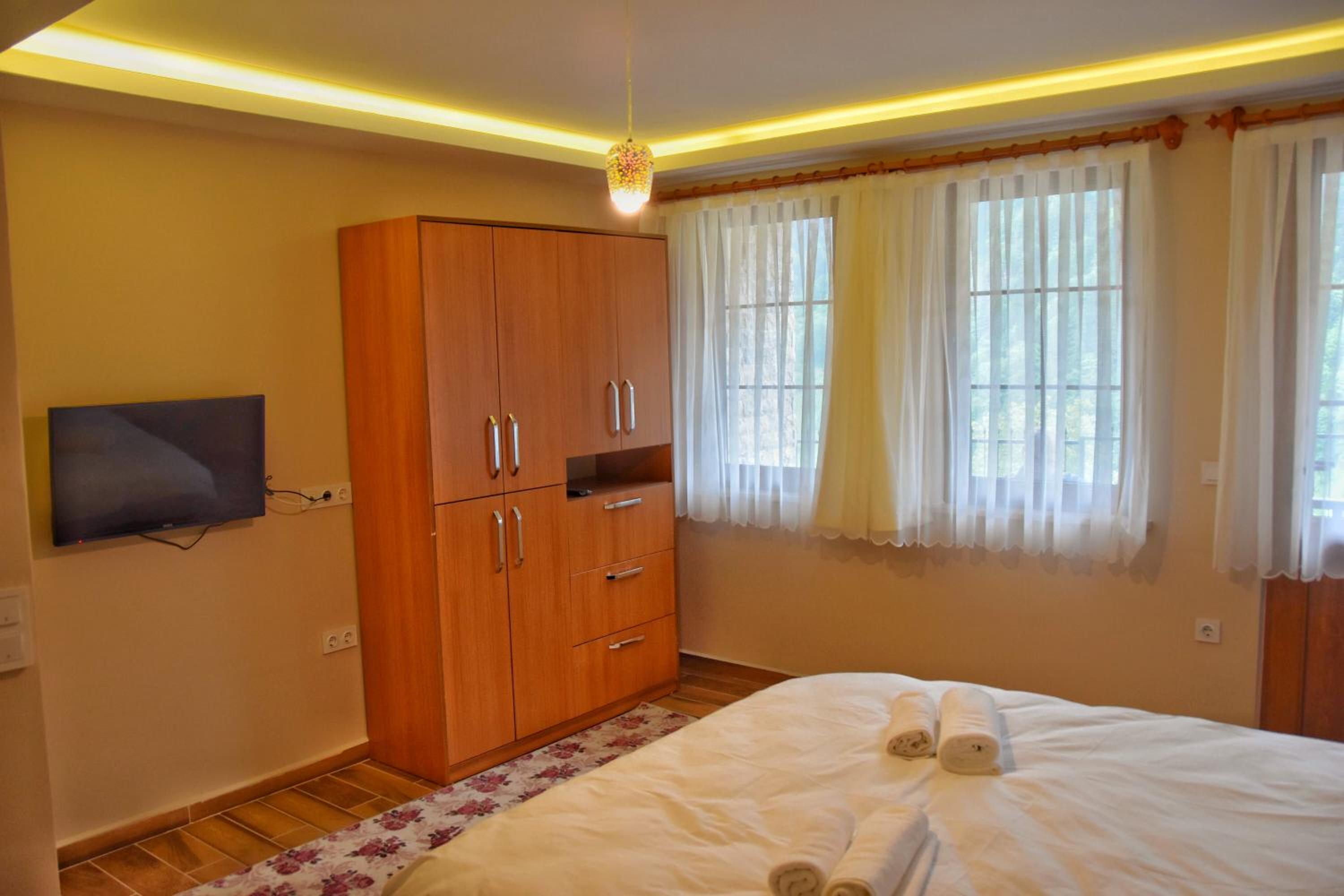 Apartment - Ground Floor - Photo 4