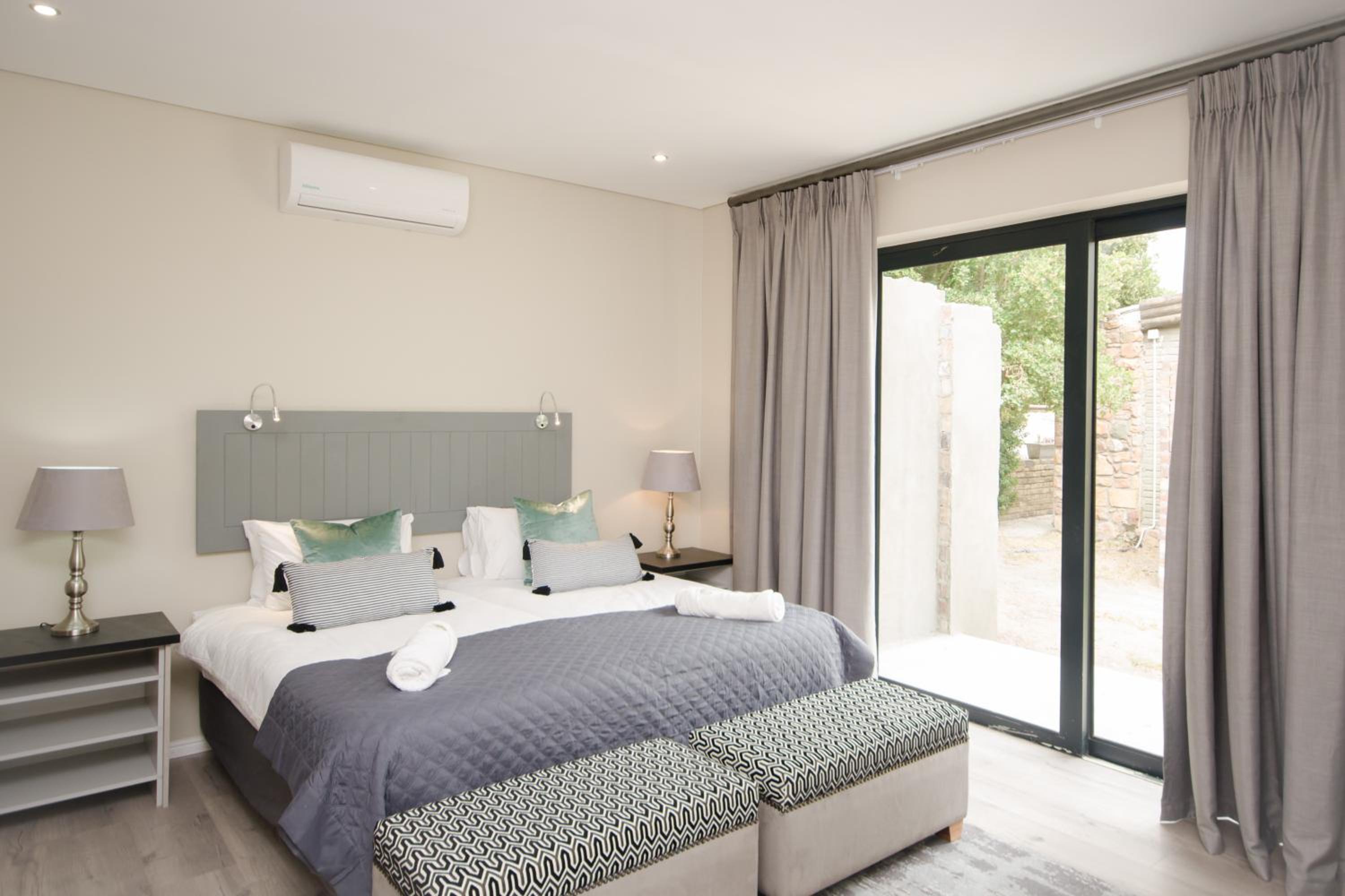 Double Room with Balcony photo 2