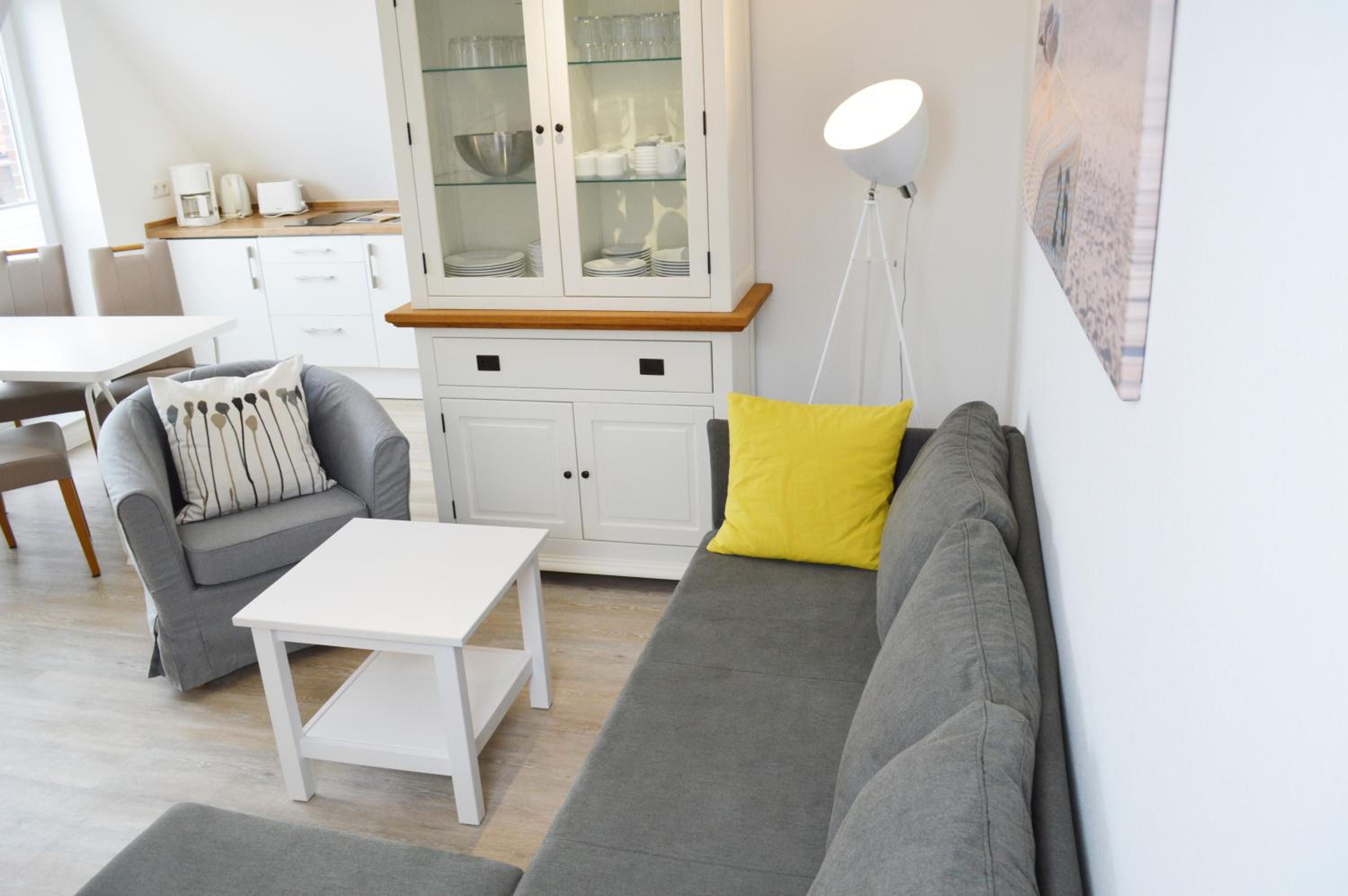 Apartment photo 1