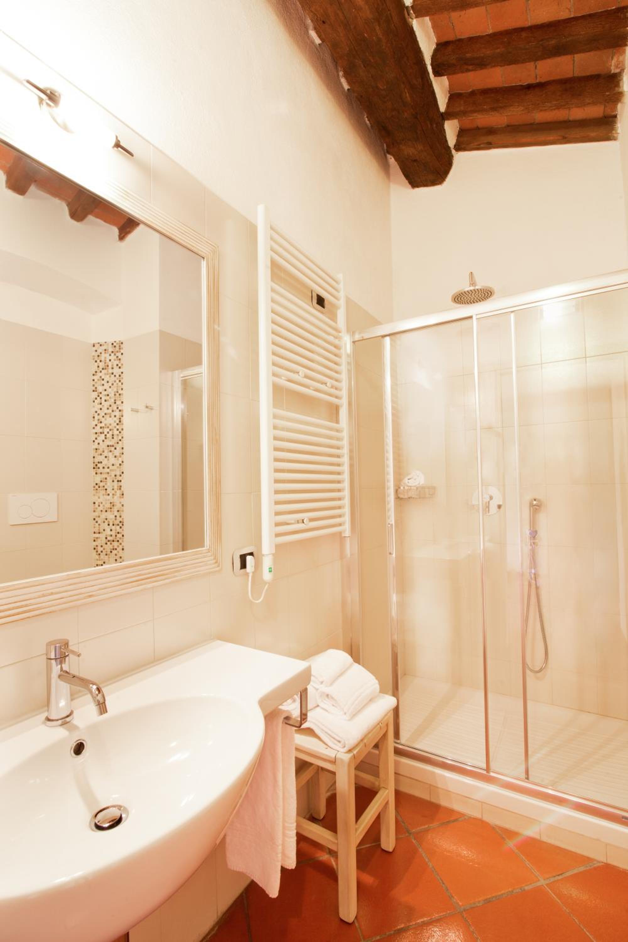 Standard Double Or Twin Room, photo 7