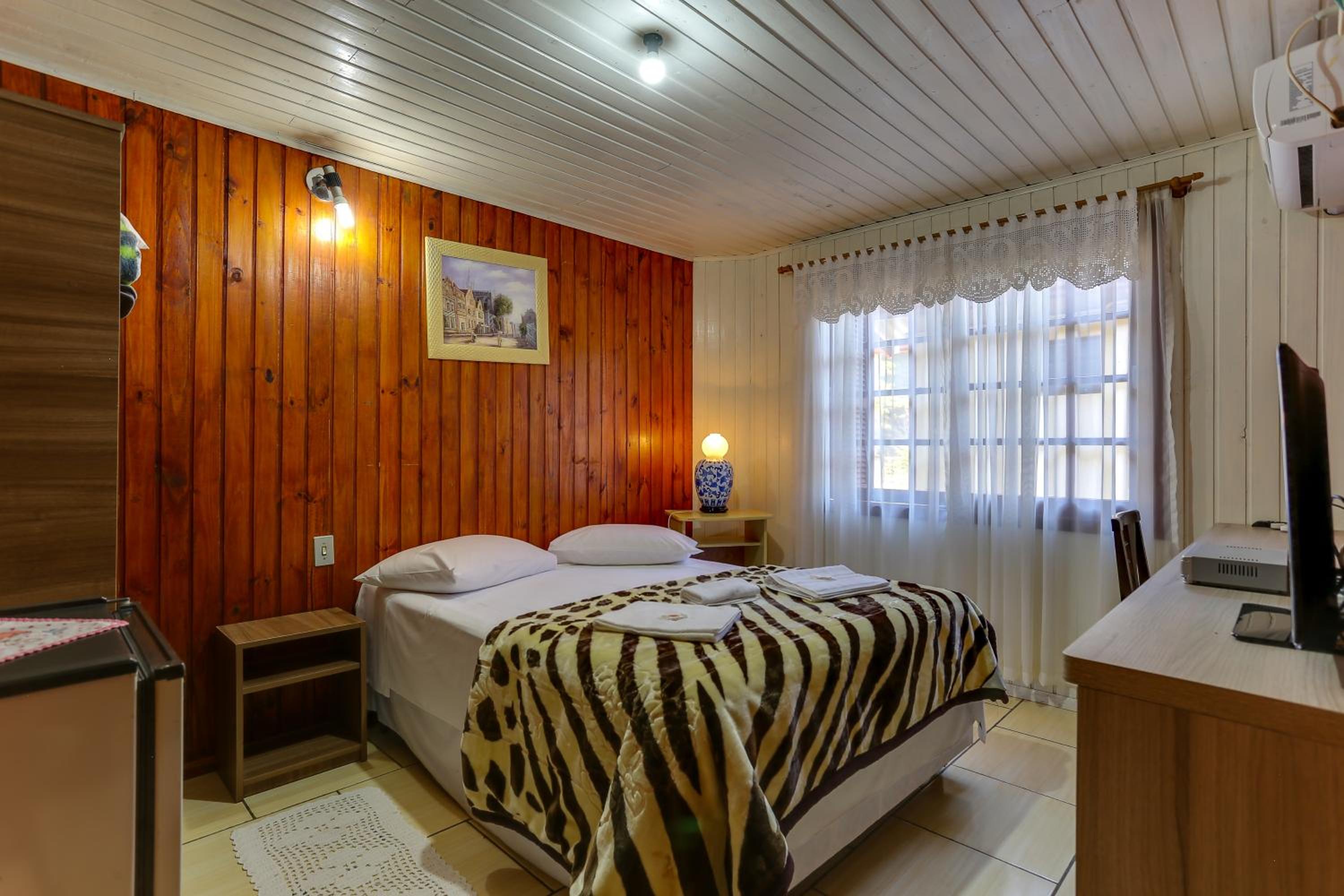 Double Room - Photo 10