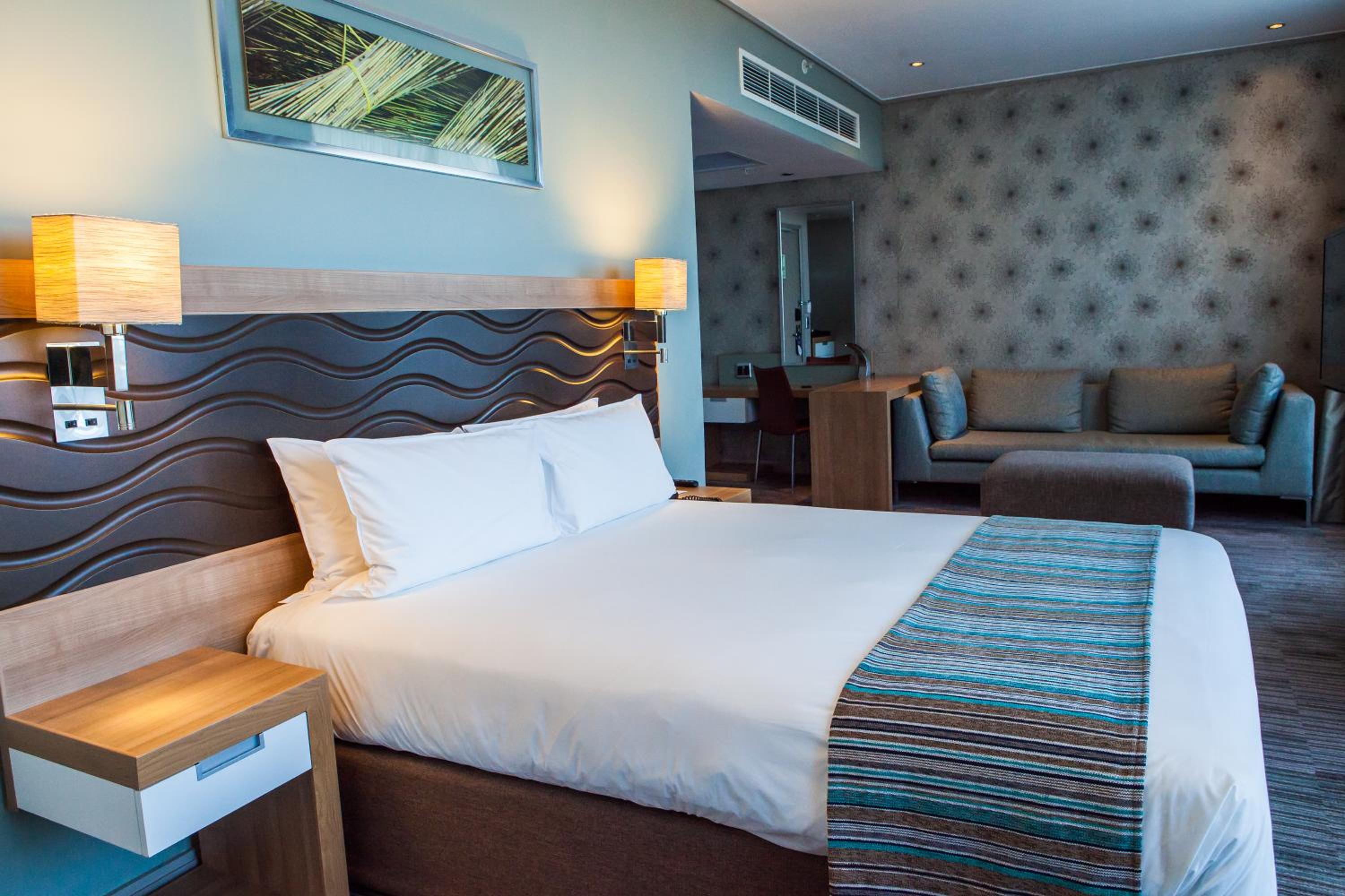 Suite 1 Queen Bed Non Smoking photo 3