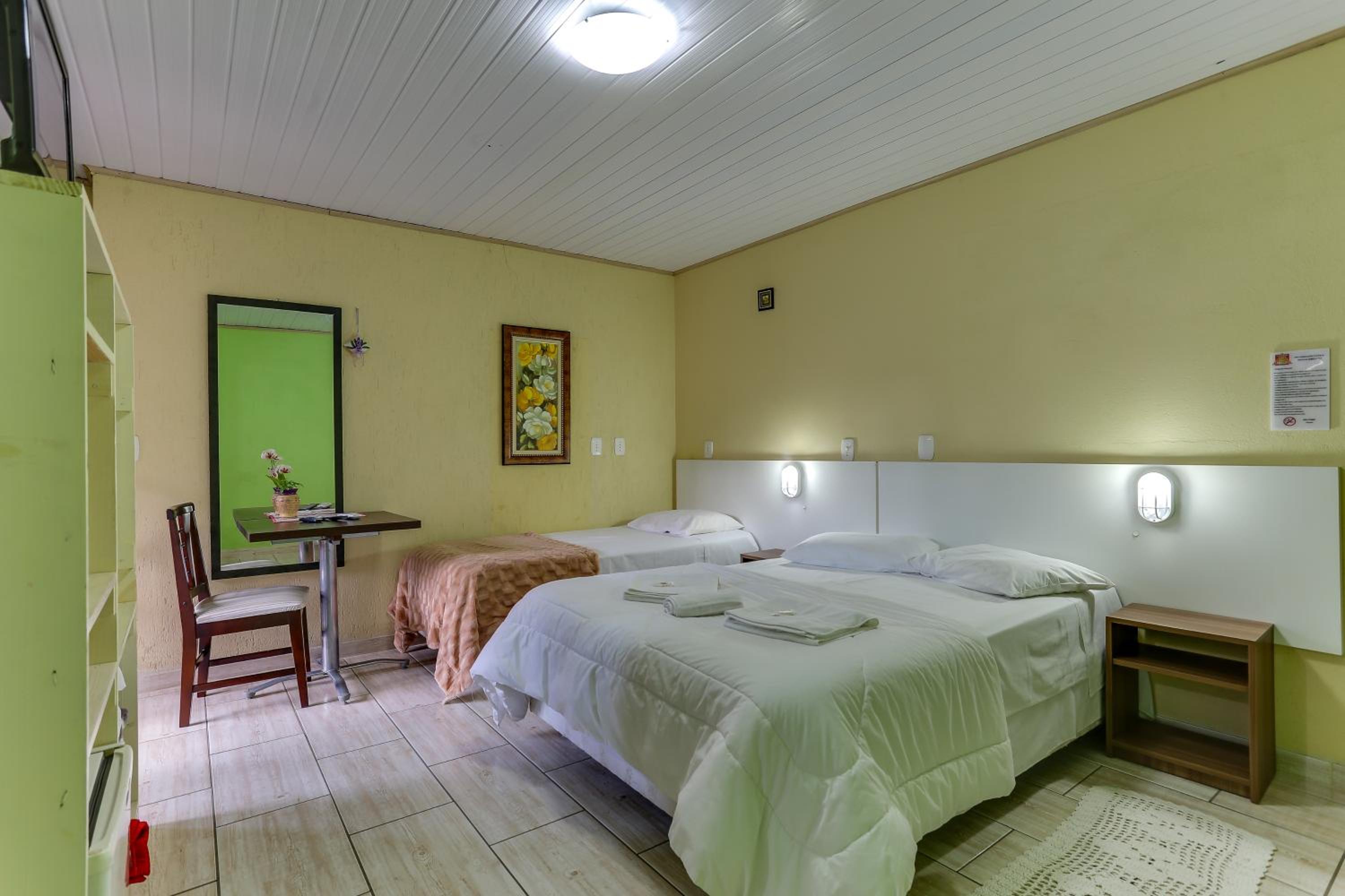 Triple Room - Photo 1