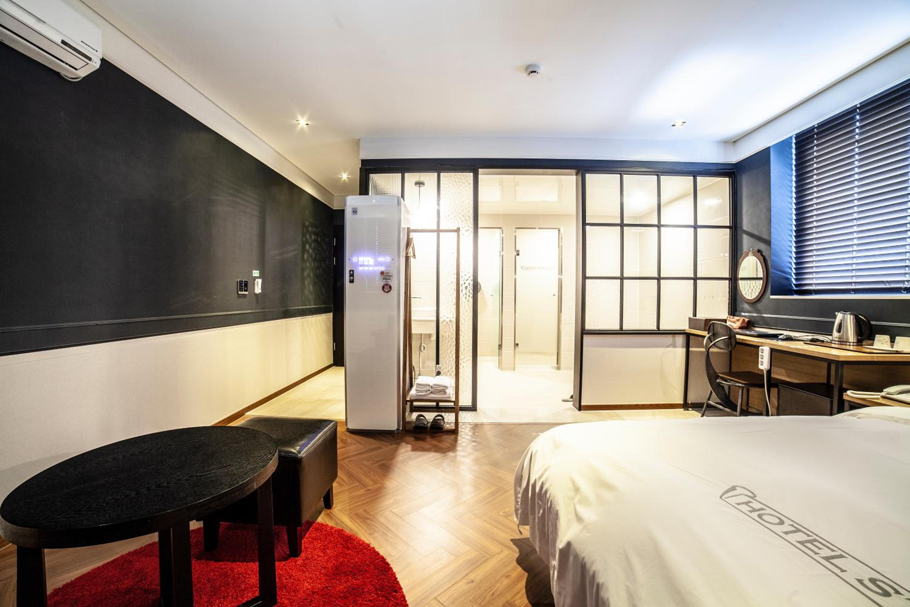 Deluxe Double Room photo 3