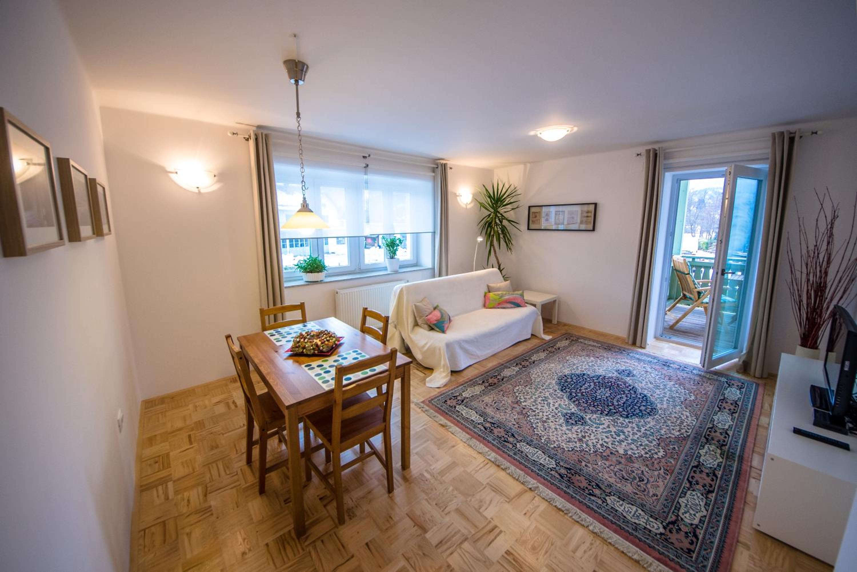 One-Bedroom Apartment with Balcony (2 Adults) photo 2