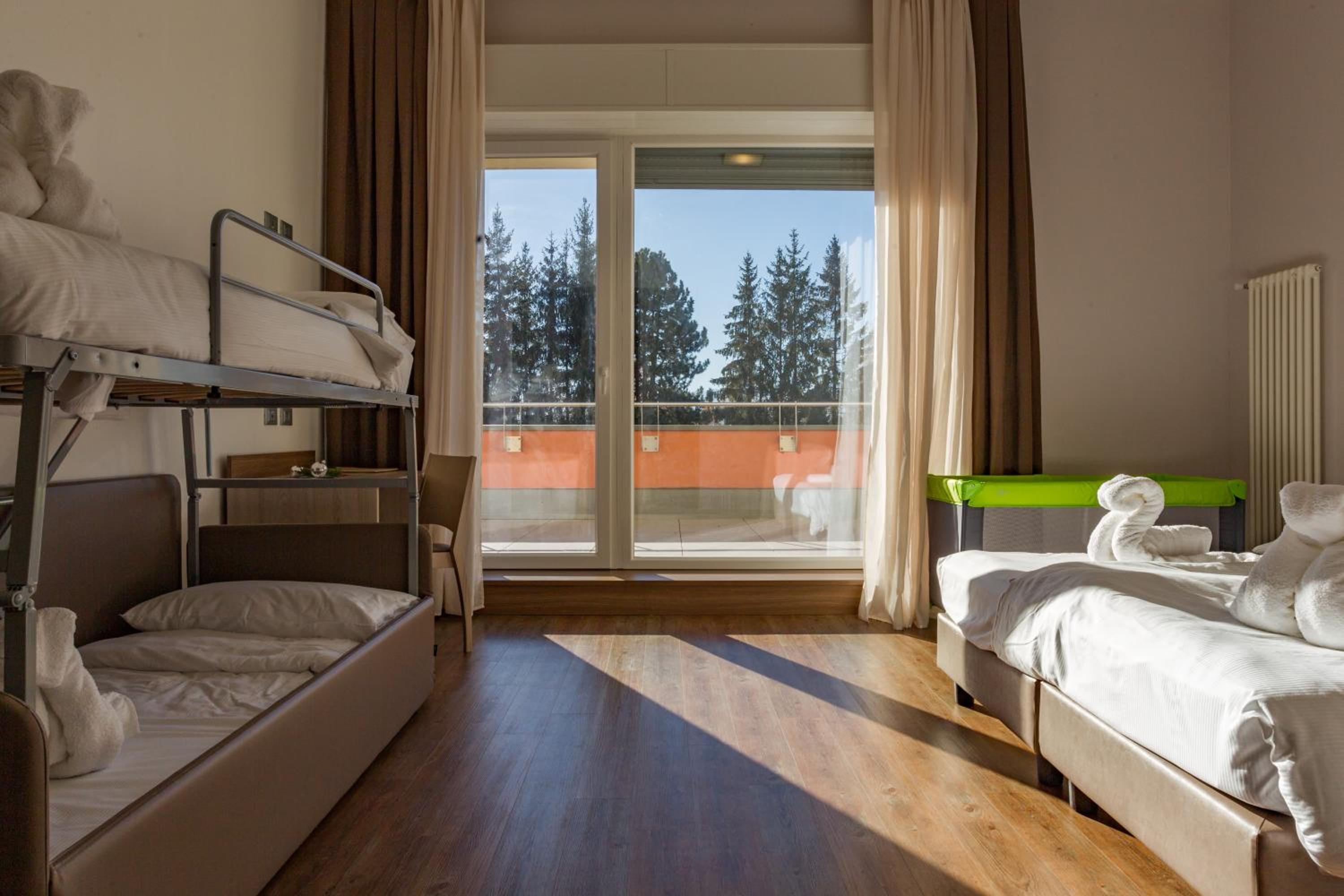Quadruple Room photo 2