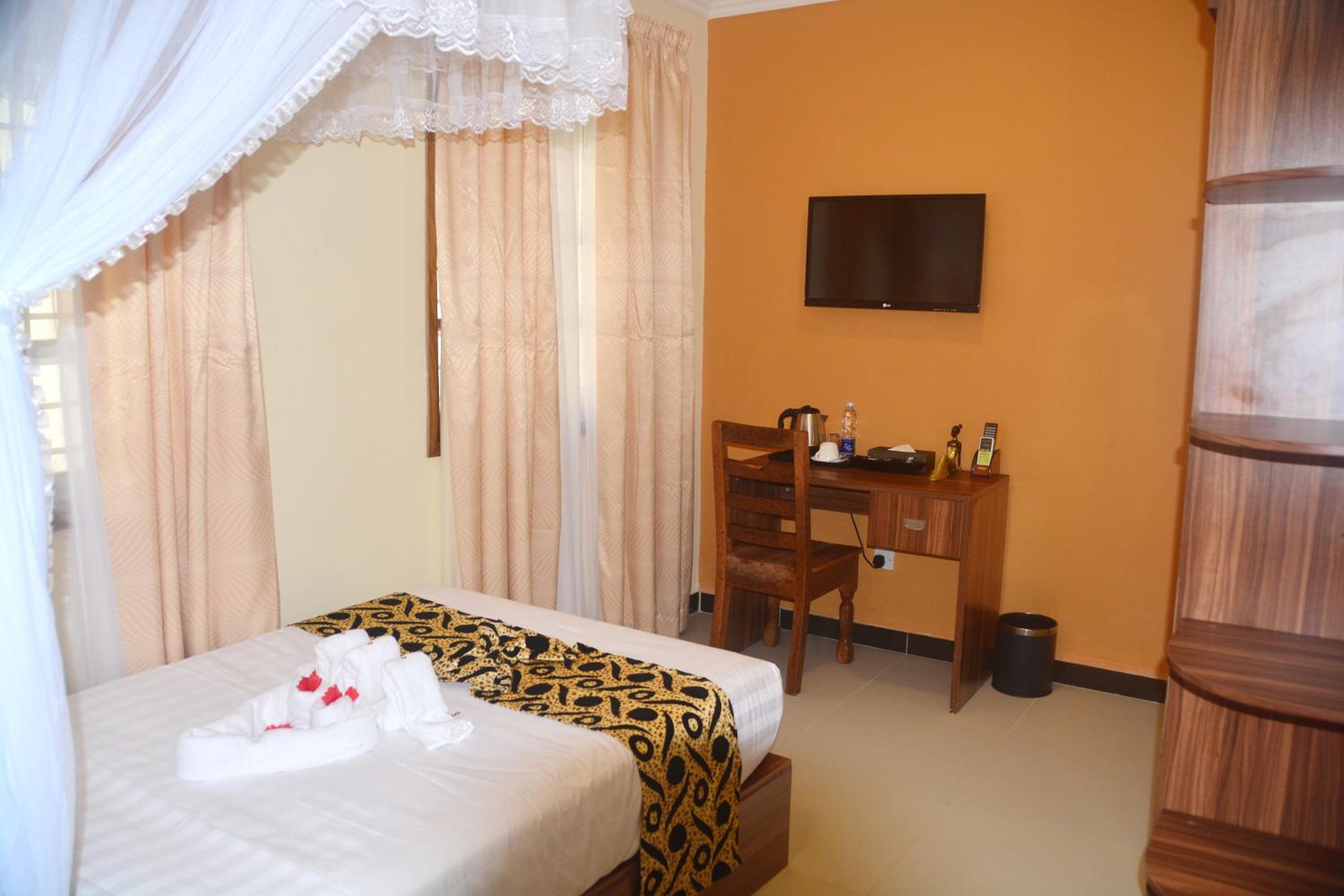 Single Room with Private Bathroom