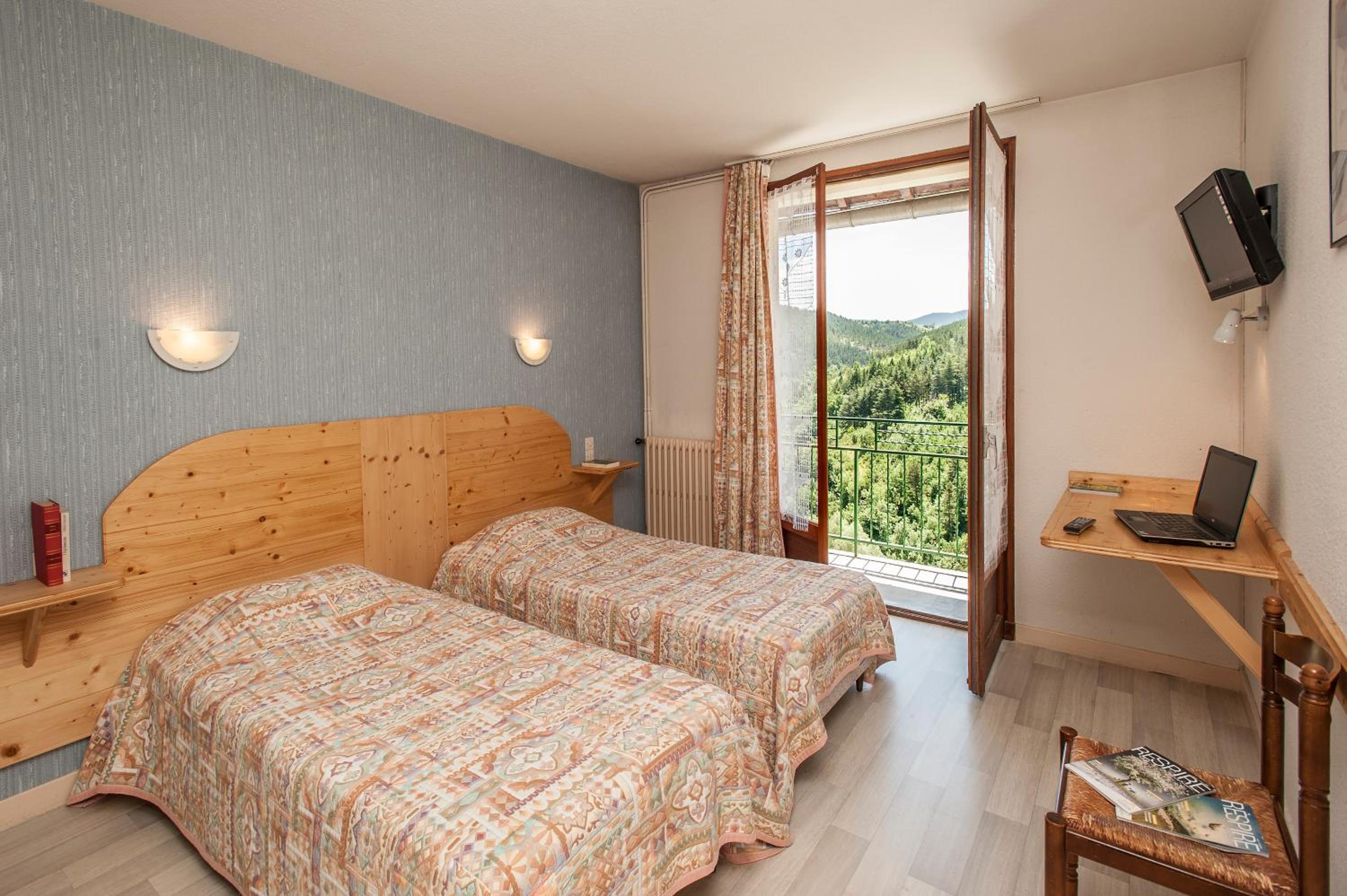 Twin Room photo 2