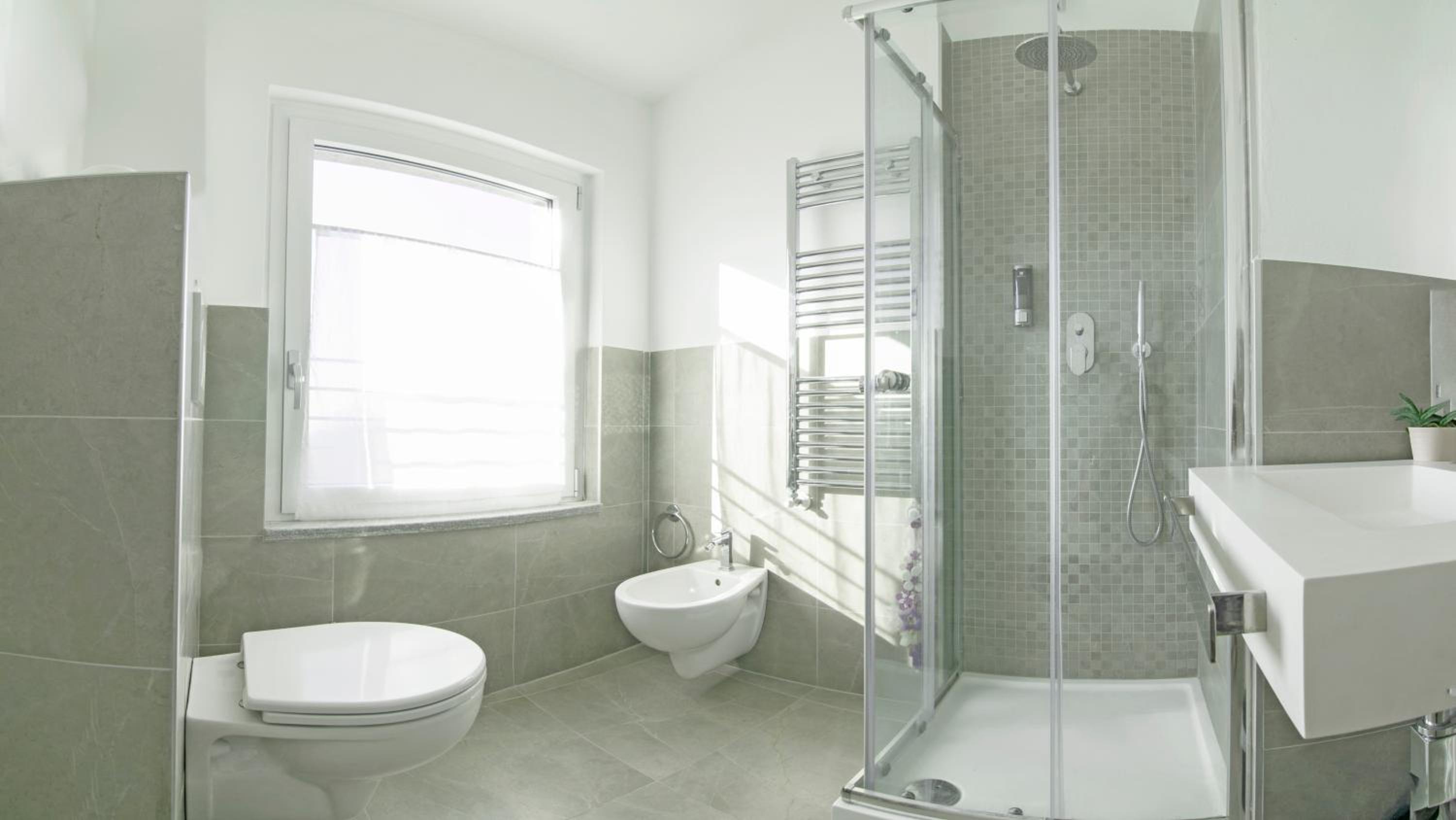Twin Room with Shared Bathroom photo 3