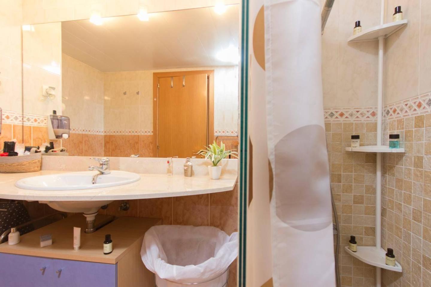Apartment - Photo 24