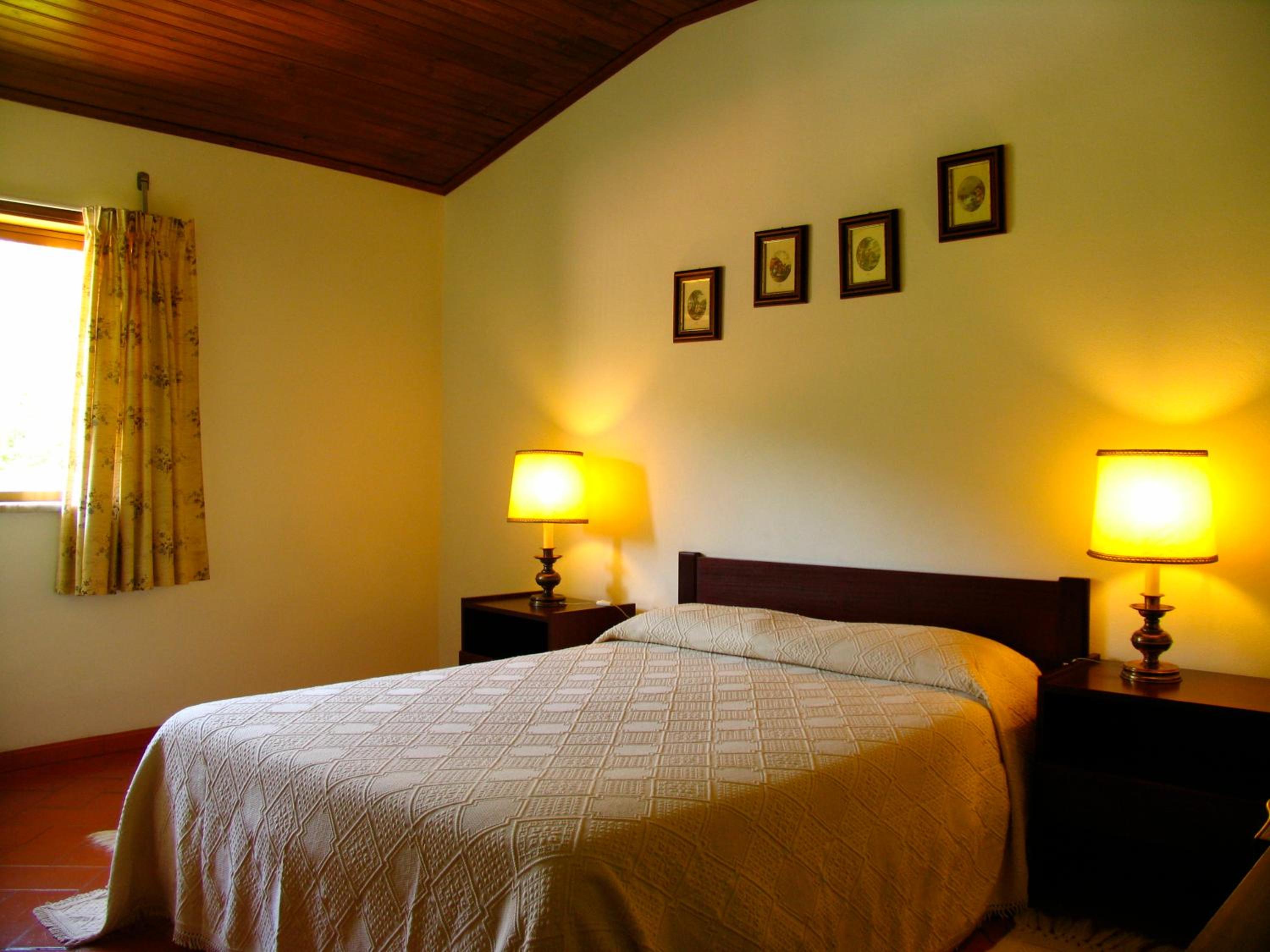 Double or Twin Room - Photo 2