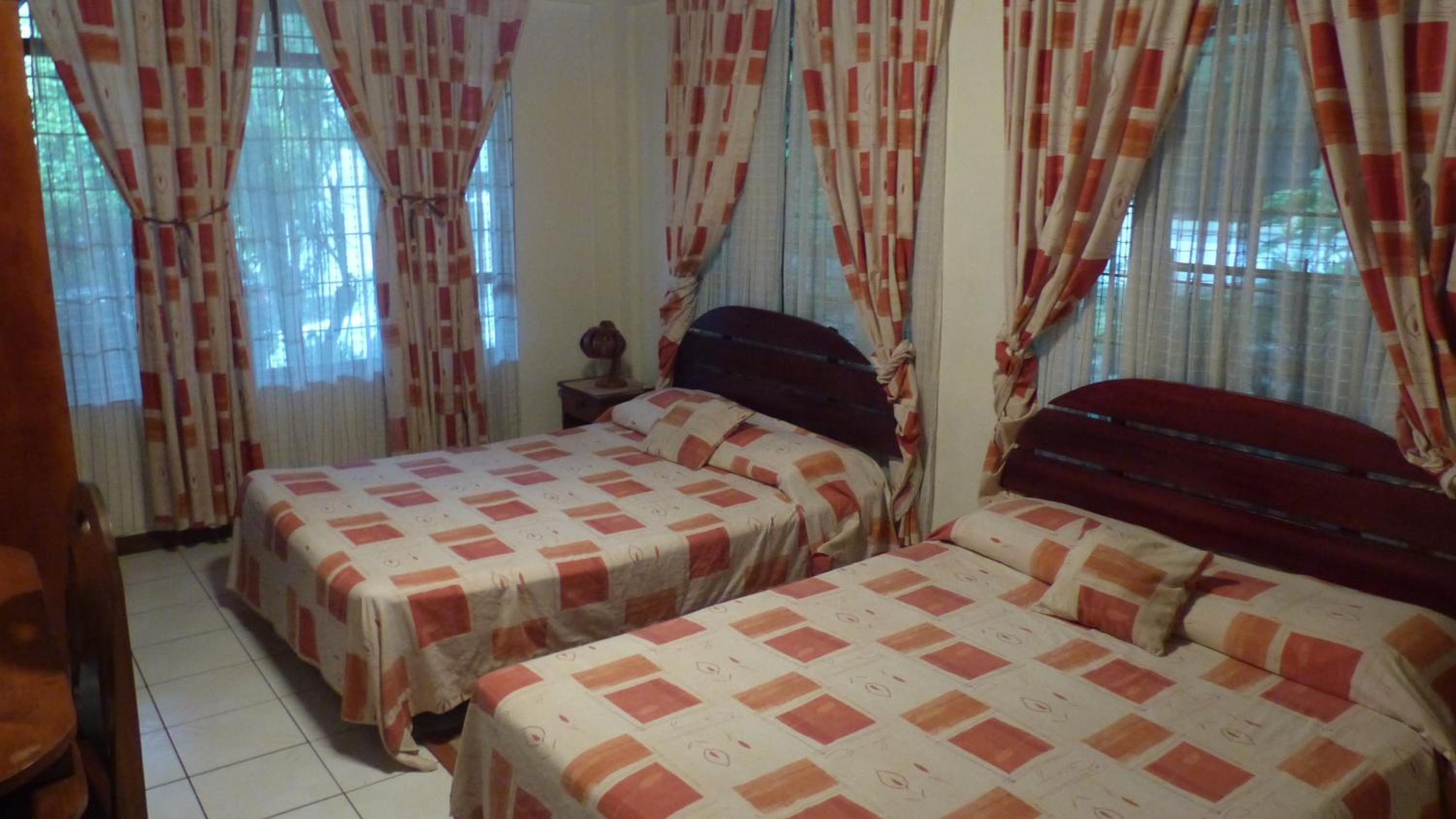 Economy Quadruple Room photo 1