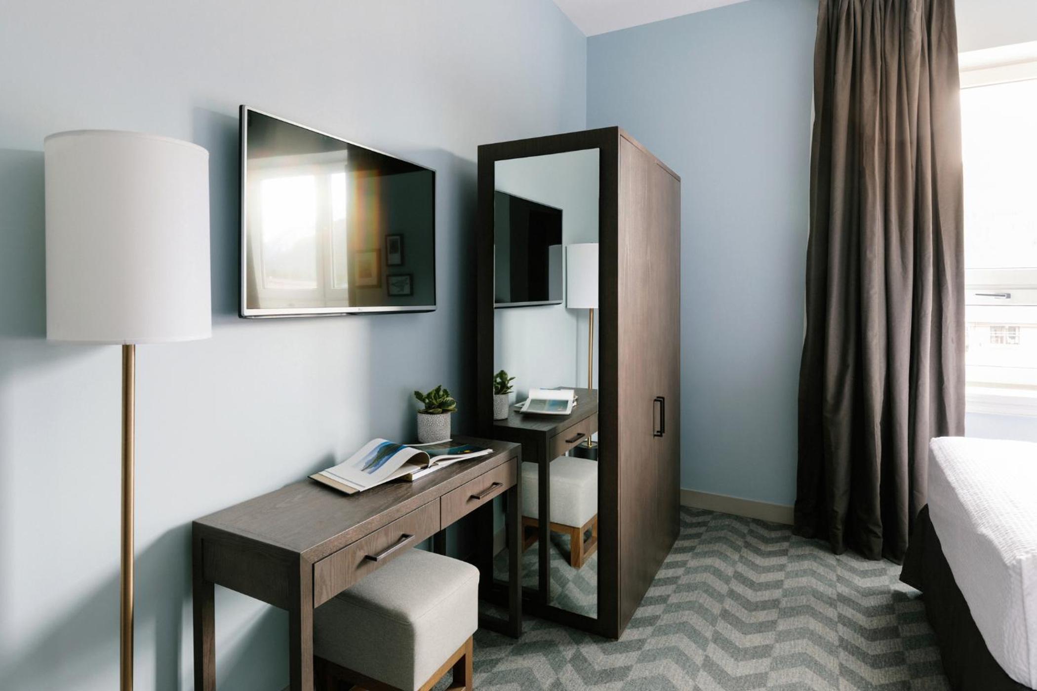 Centennial Room - Photo 5