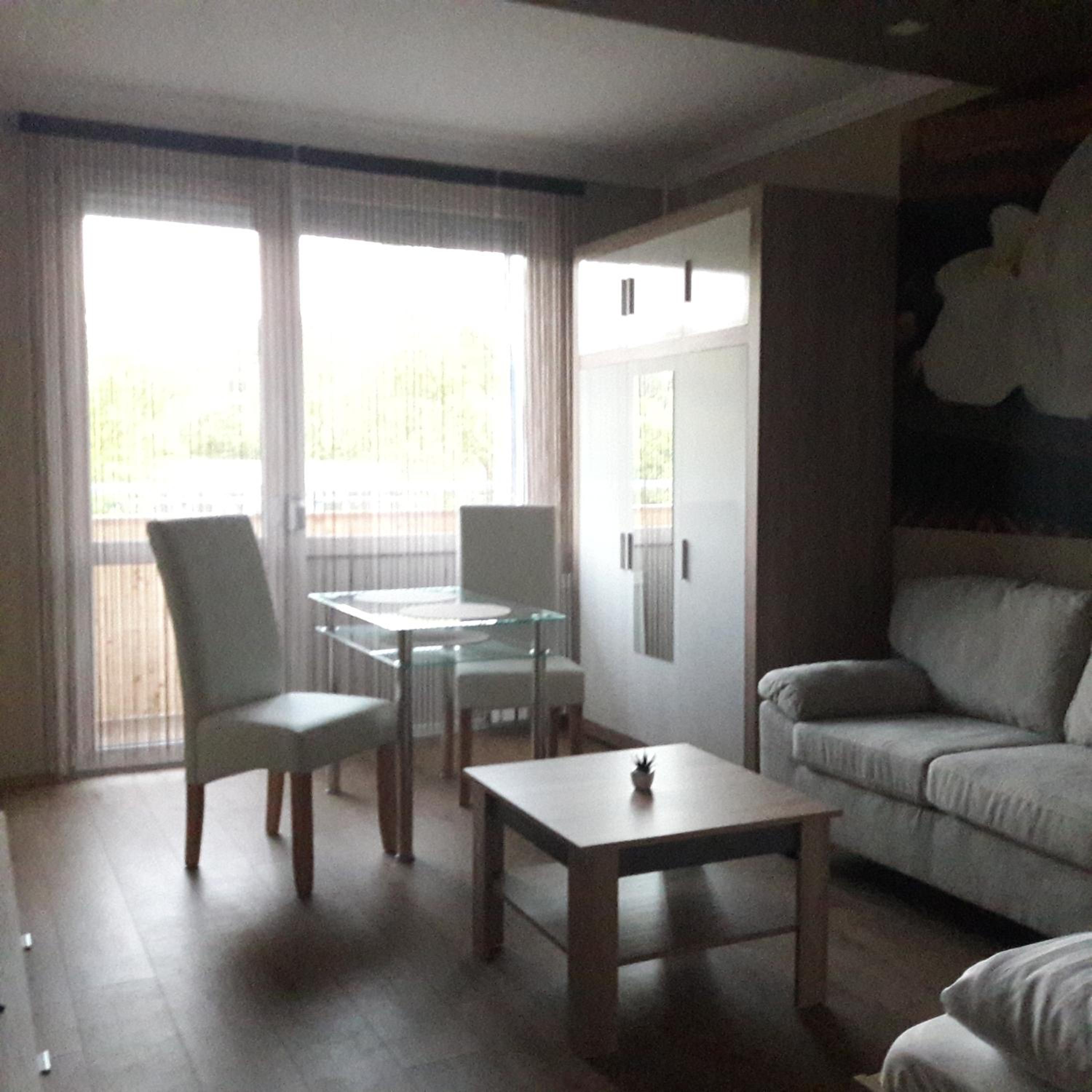 Apartment photo 2