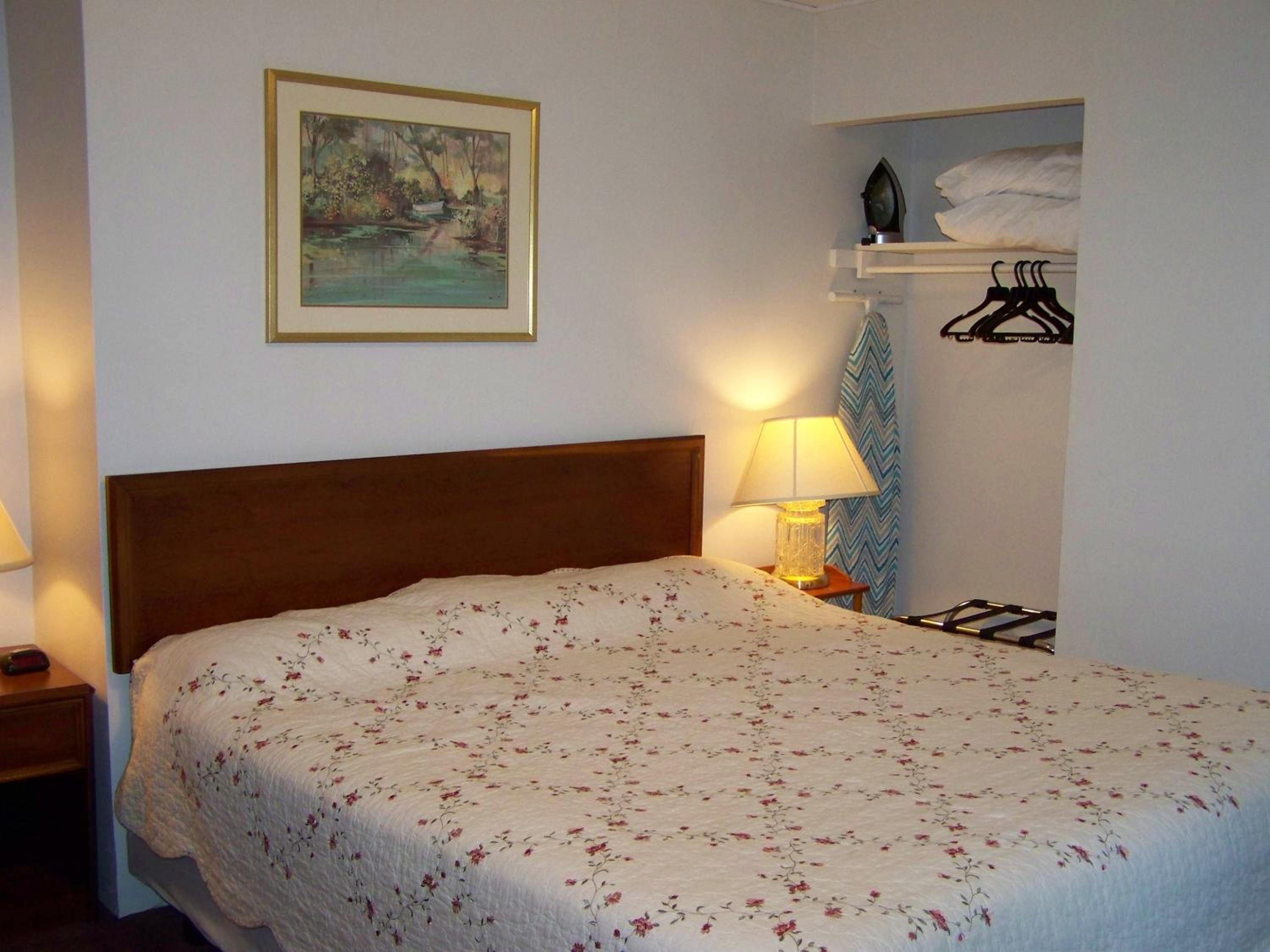 King Room with Spa Bath