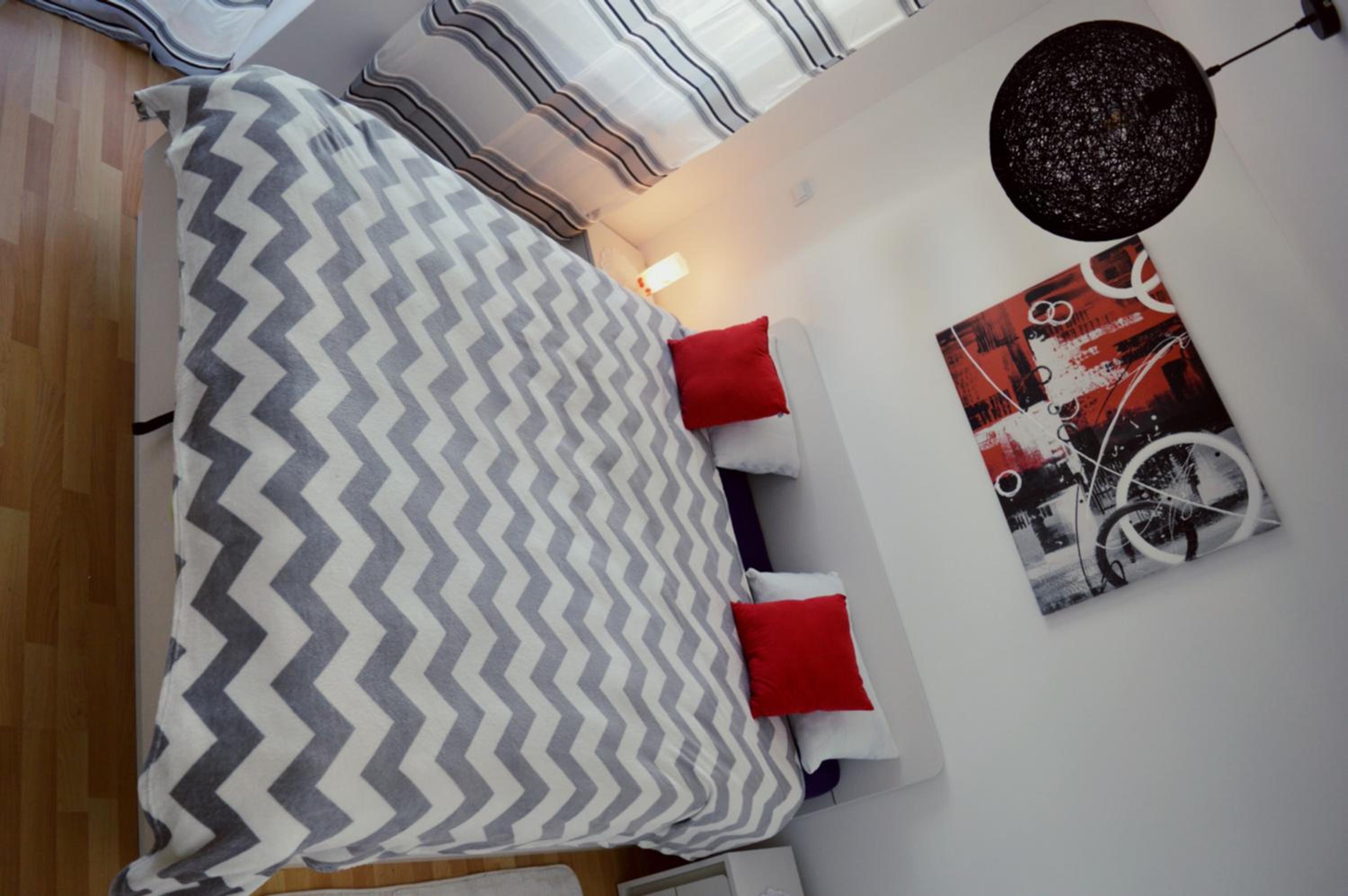 Apartment photo 1