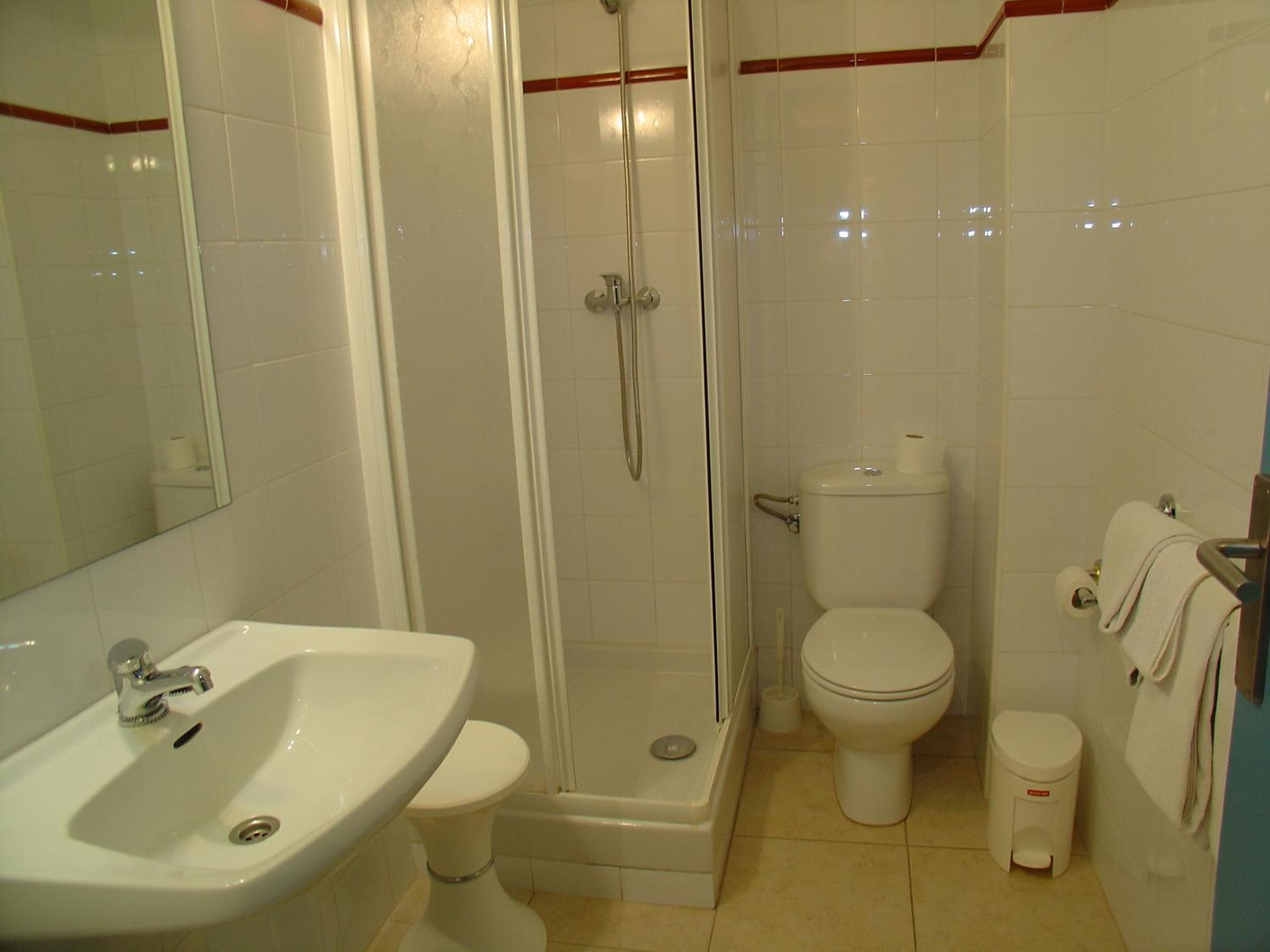 Habitación Familiar (2 Adultos + 2 Niños)