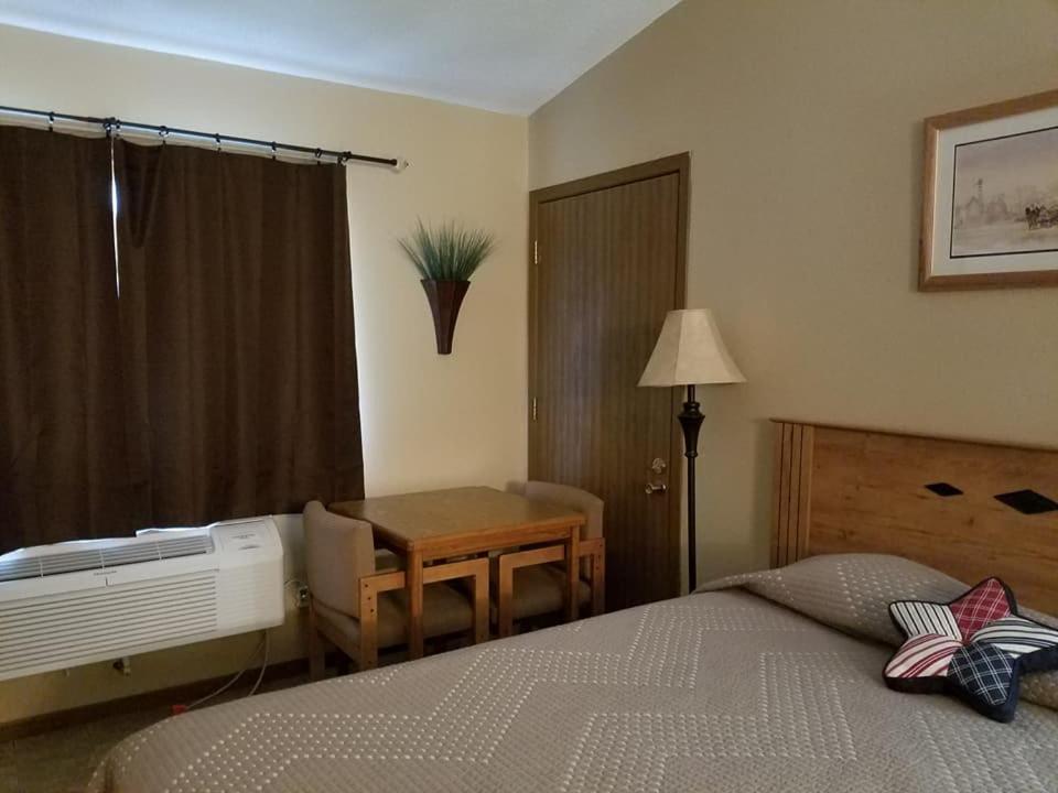 Standard Queen Room - Photo 1