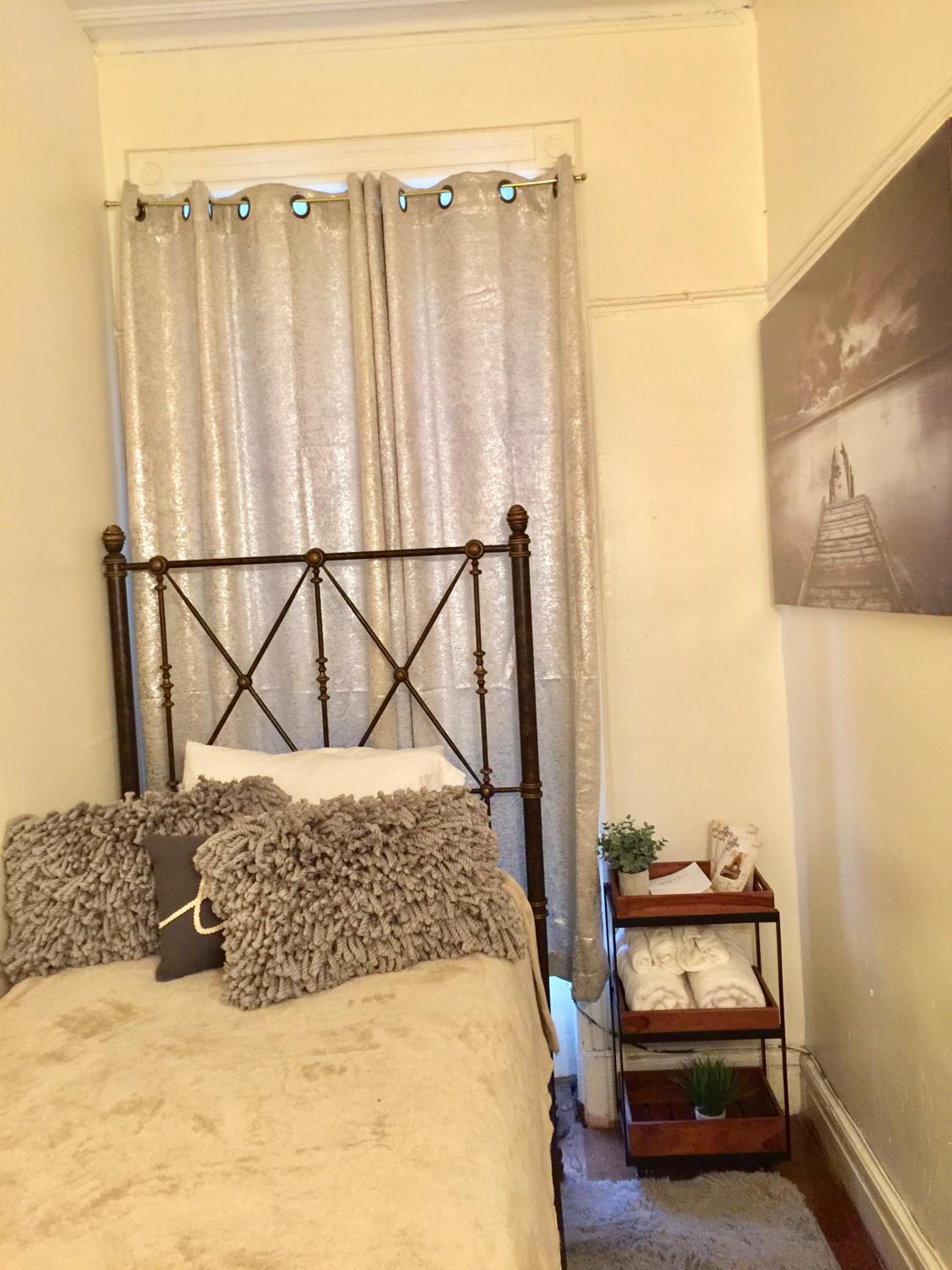 Studio with Sofa Bed
