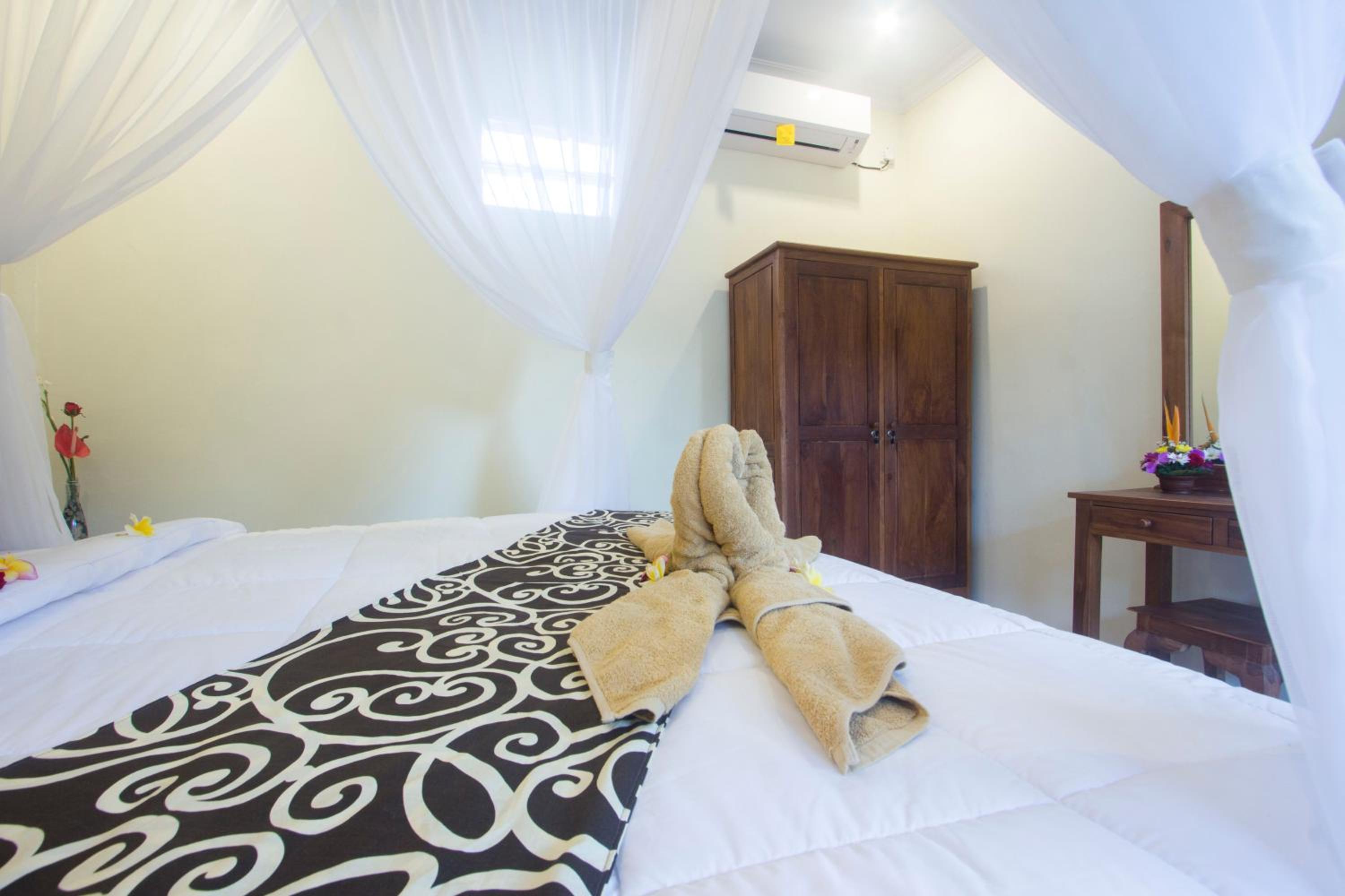Double Room - Photo 36