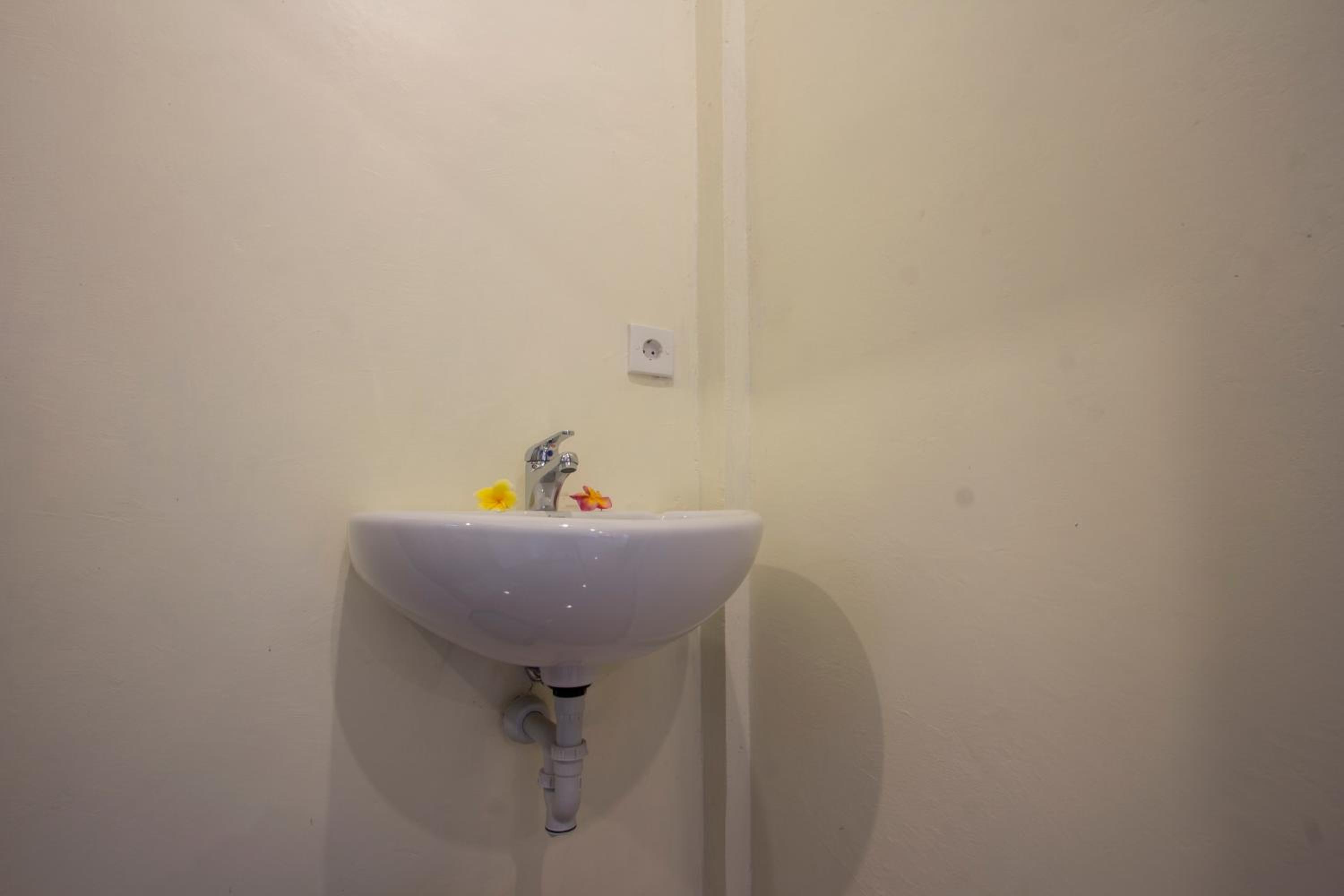 Double Room - Photo 28
