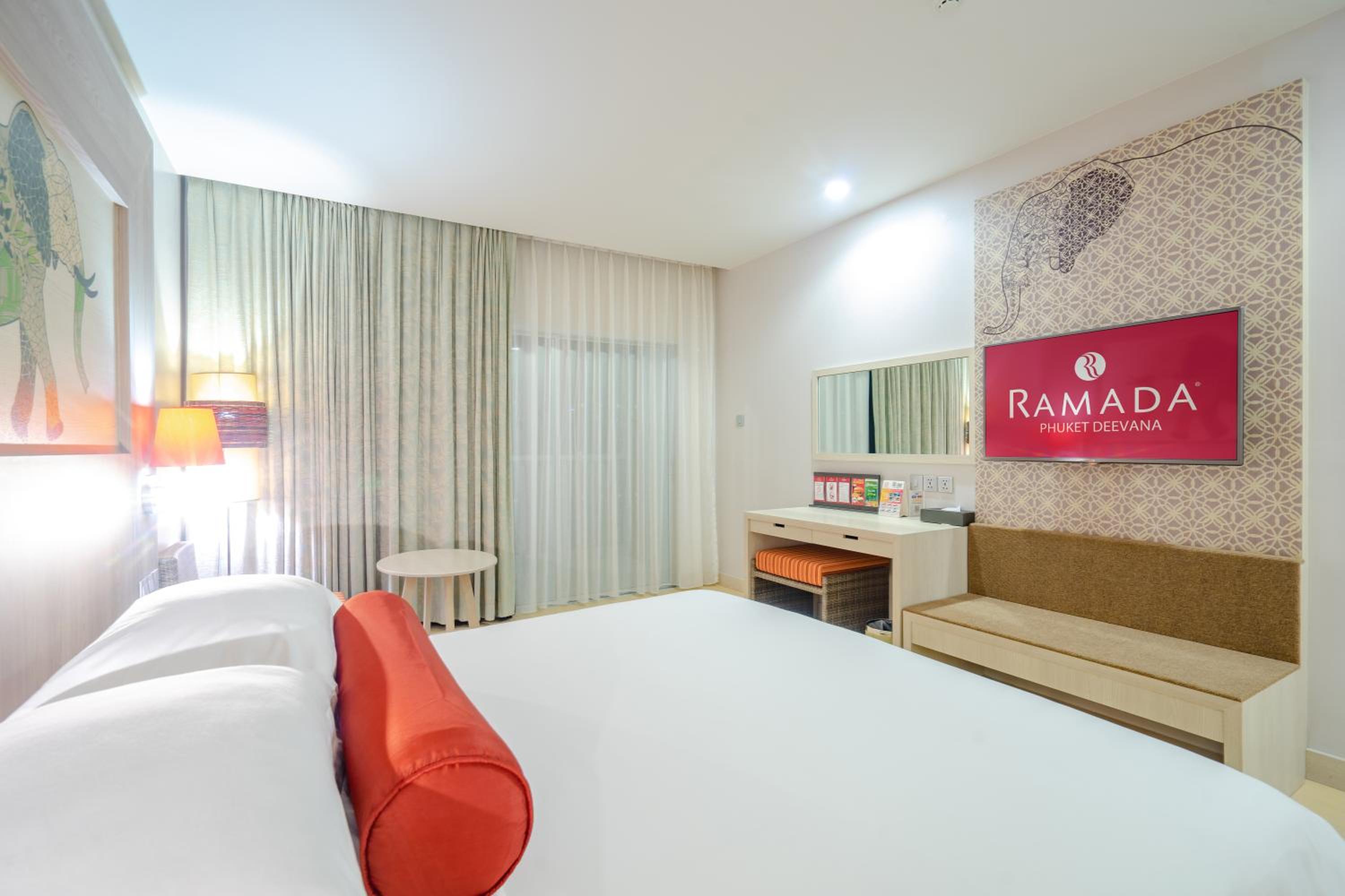 Deluxe Double or Twin Room with Balcony  photo 2