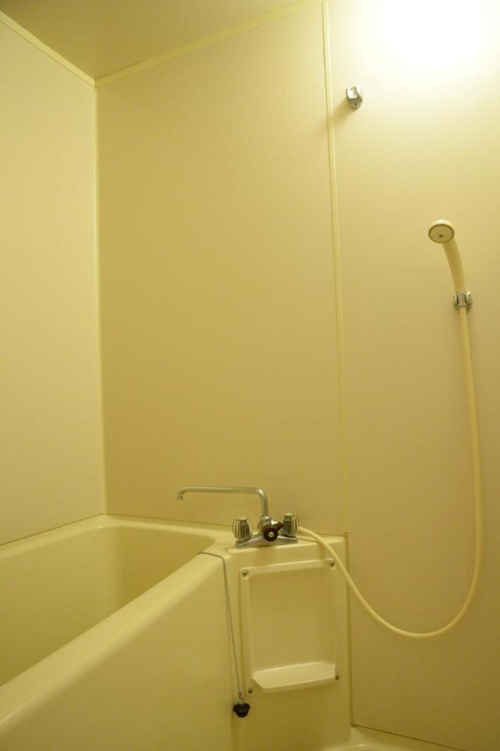 Japanese-Style Twin Room with Private Bathroom photo 2